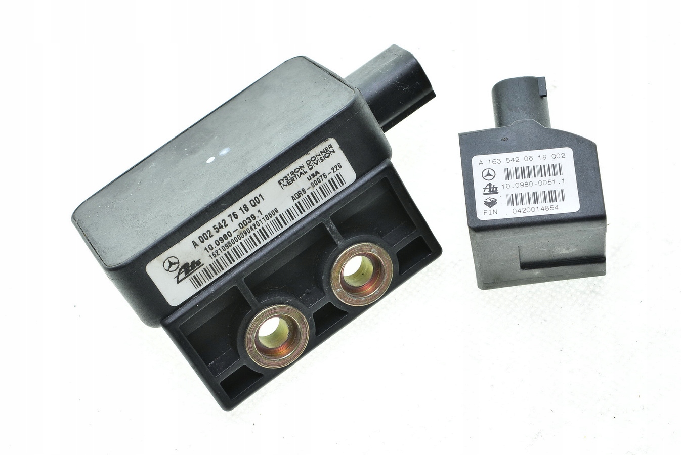 mercedes-benz oe A0025427618