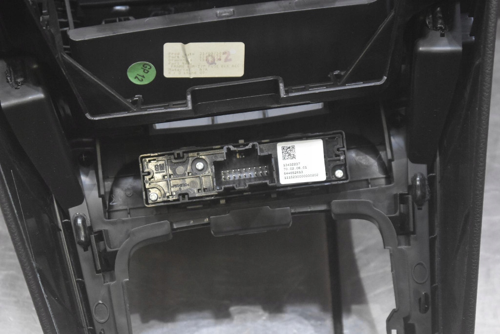 dashboard instrument panel console cockpit airbag EU OPEL ASTRA 5 V K 15-20