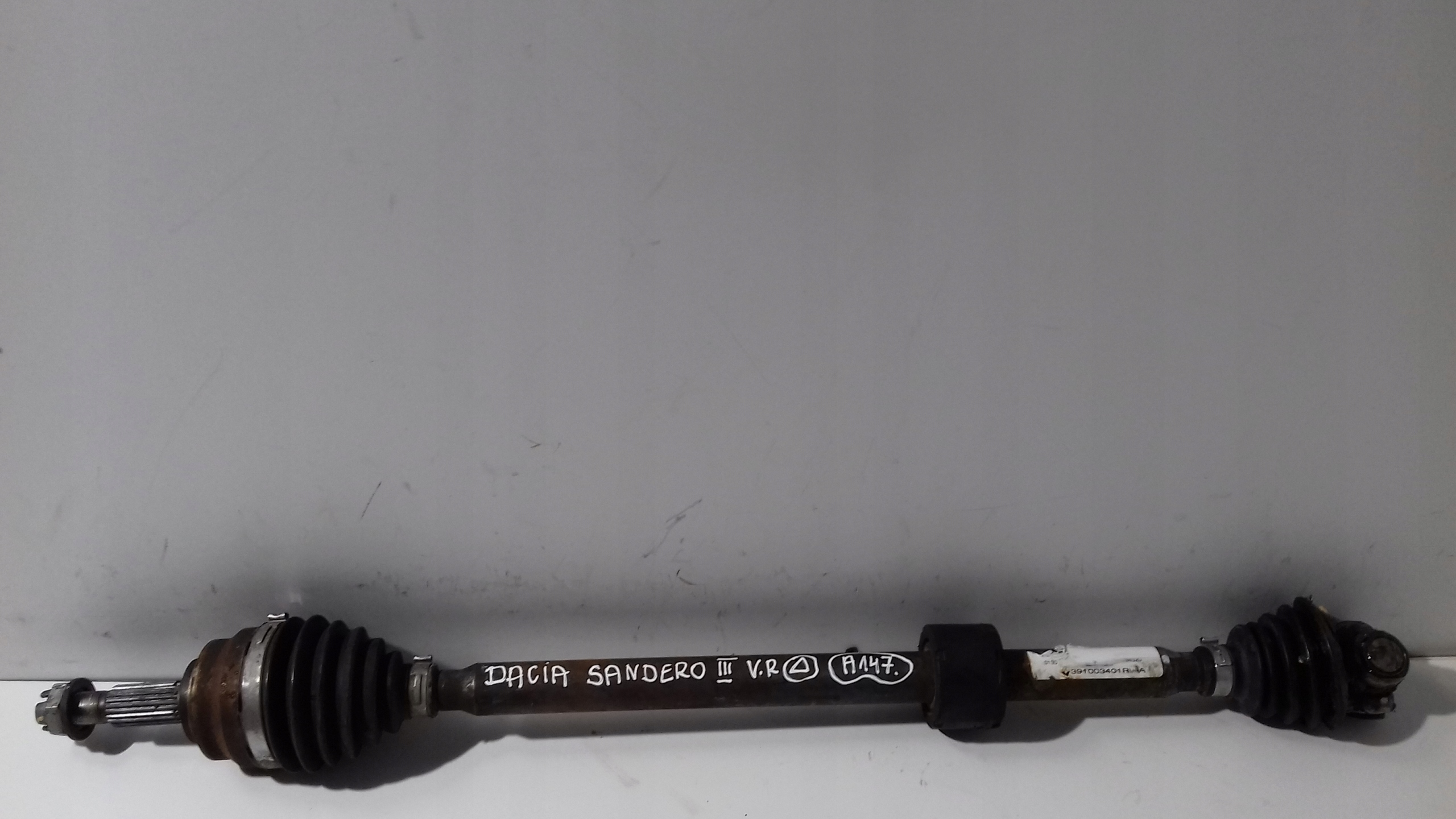DACIA SANDERO III semi-axis right front long 391003401R