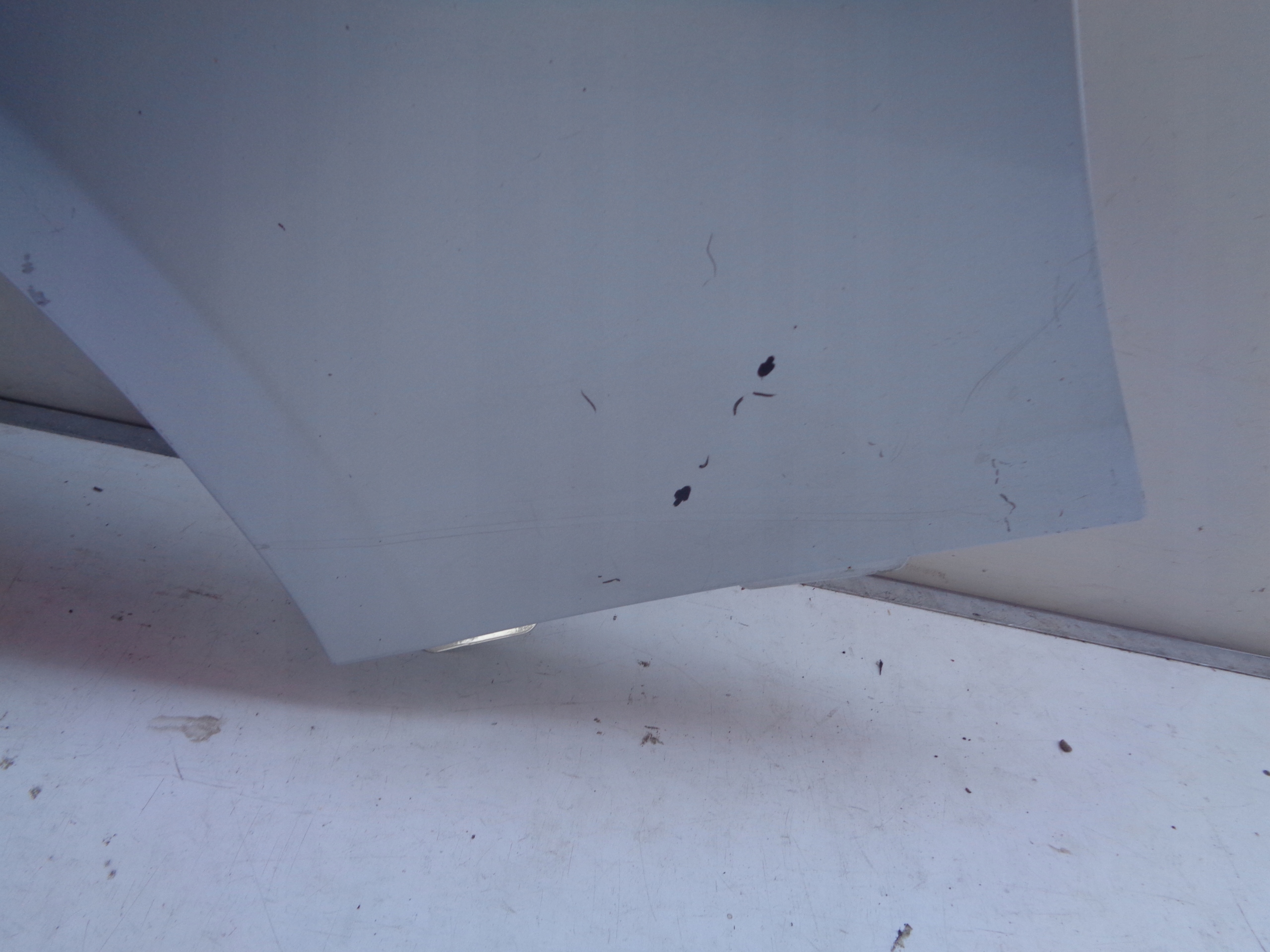 fender left front MERCEDES CLS W219 NR 28469