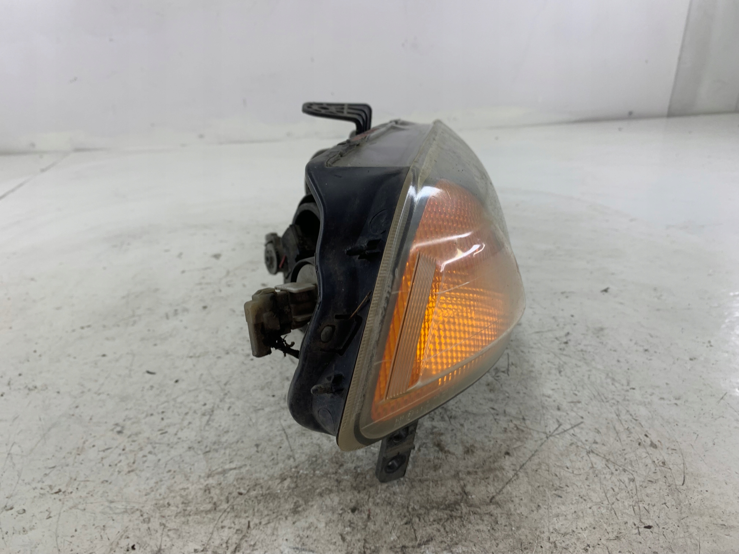 HONDA HR-V and light right front