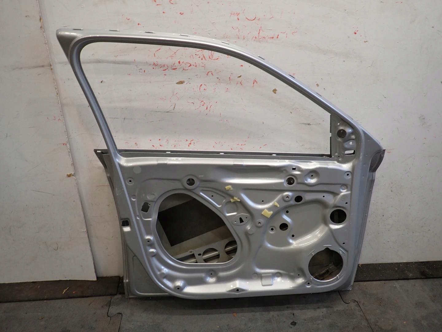door front front left SKODA FABIA III 2014- 6V
