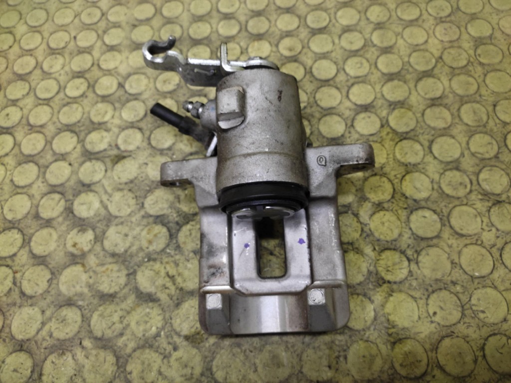 VW GOLF V caliper brake left rear part
