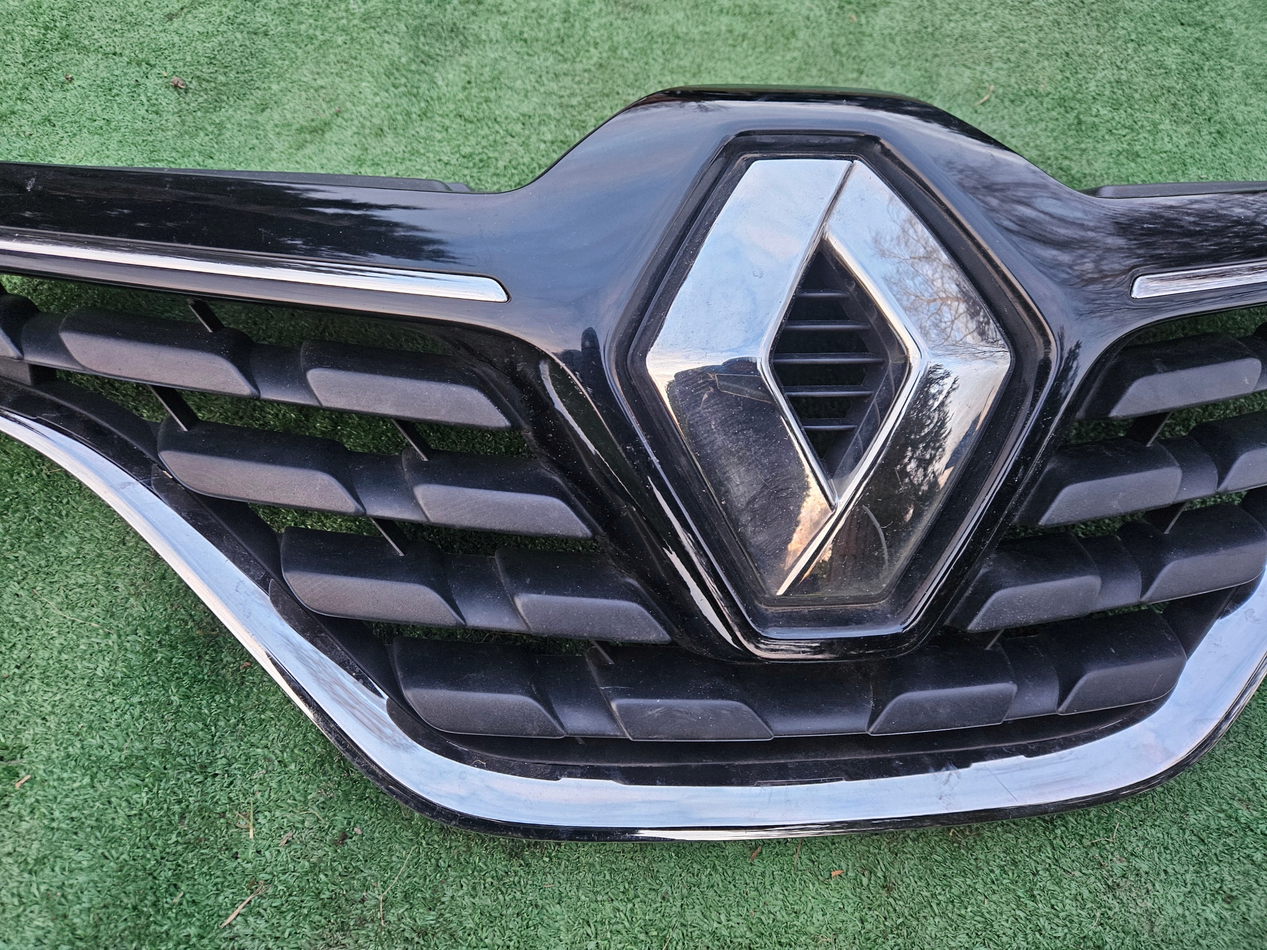 Renault Kadjar RFE Kühlergrill FRONTGRILL Kühlergitter 623103685R - Thumbnail 3