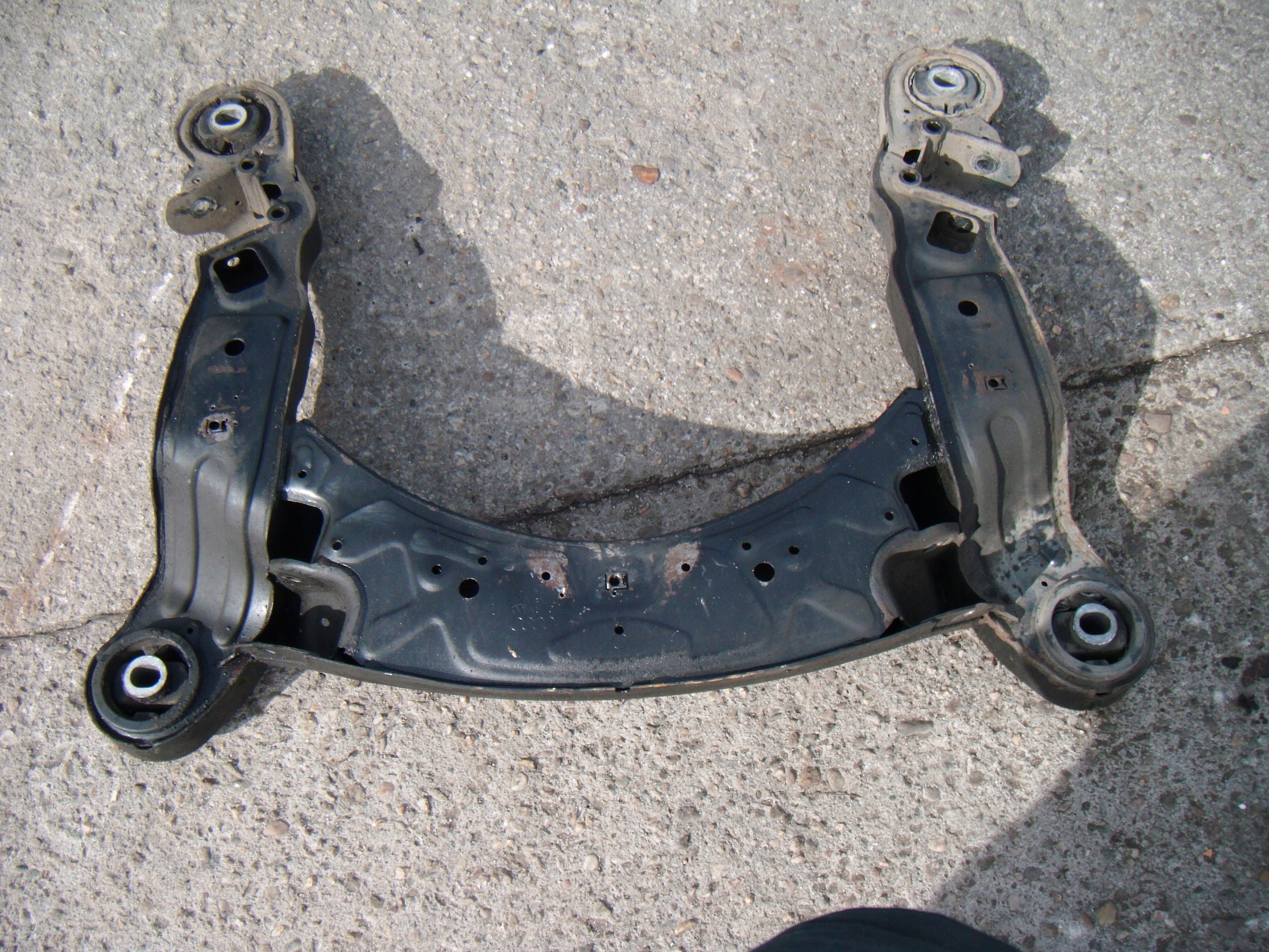 AUDI A6 C6 04-11 SEDAN 2.4 WÓZEK KOŁYSKA SILNIKA