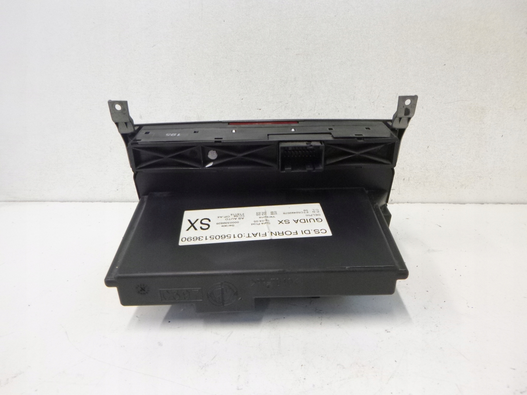 UNITE COMMANDE CLIMA BOUCHES BUSES ALFA ROMEO LIFT 156 05R
