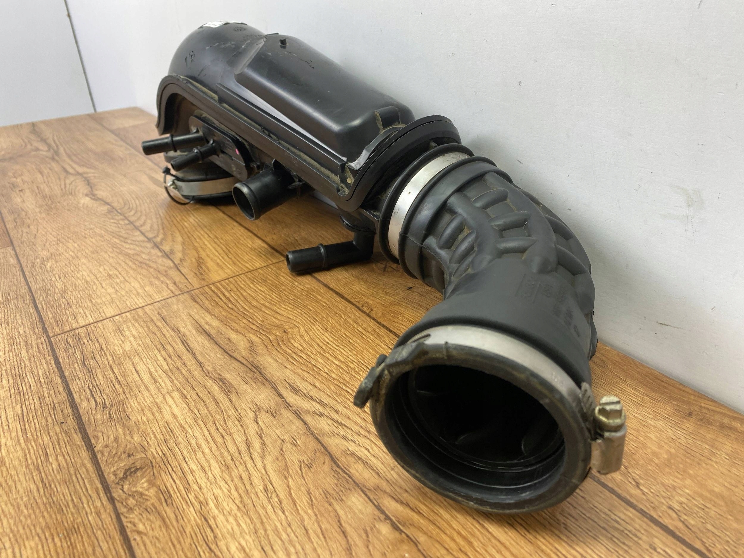 Schlauch Rohr intercooler Ford Explorer VI 2020+