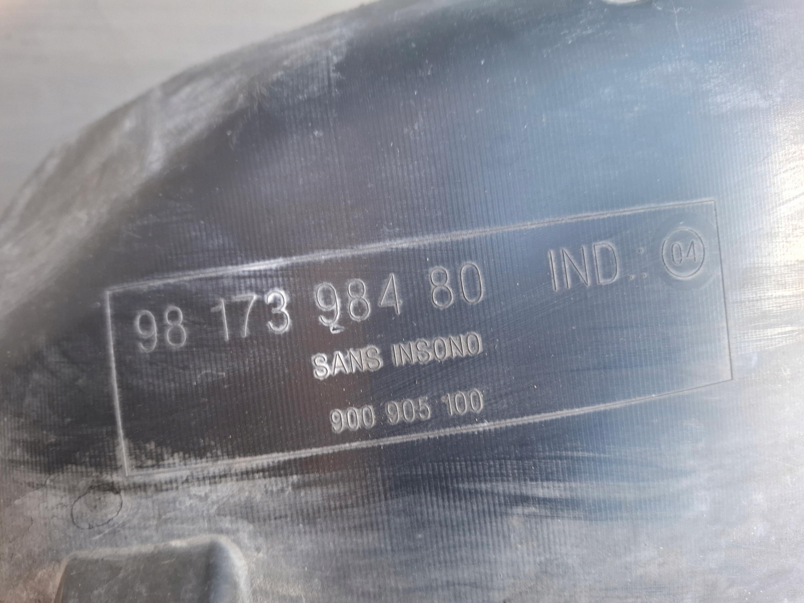 mudguard front right front right 9817398480 PEUGEOT PARTNER IV