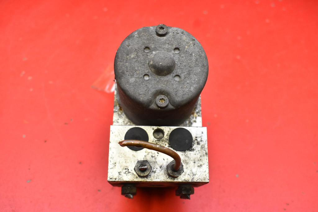 Pompa ABS YC15-2C285-CE FORD TRANSIT 5 V 2.4 TD 90 KM 00-06