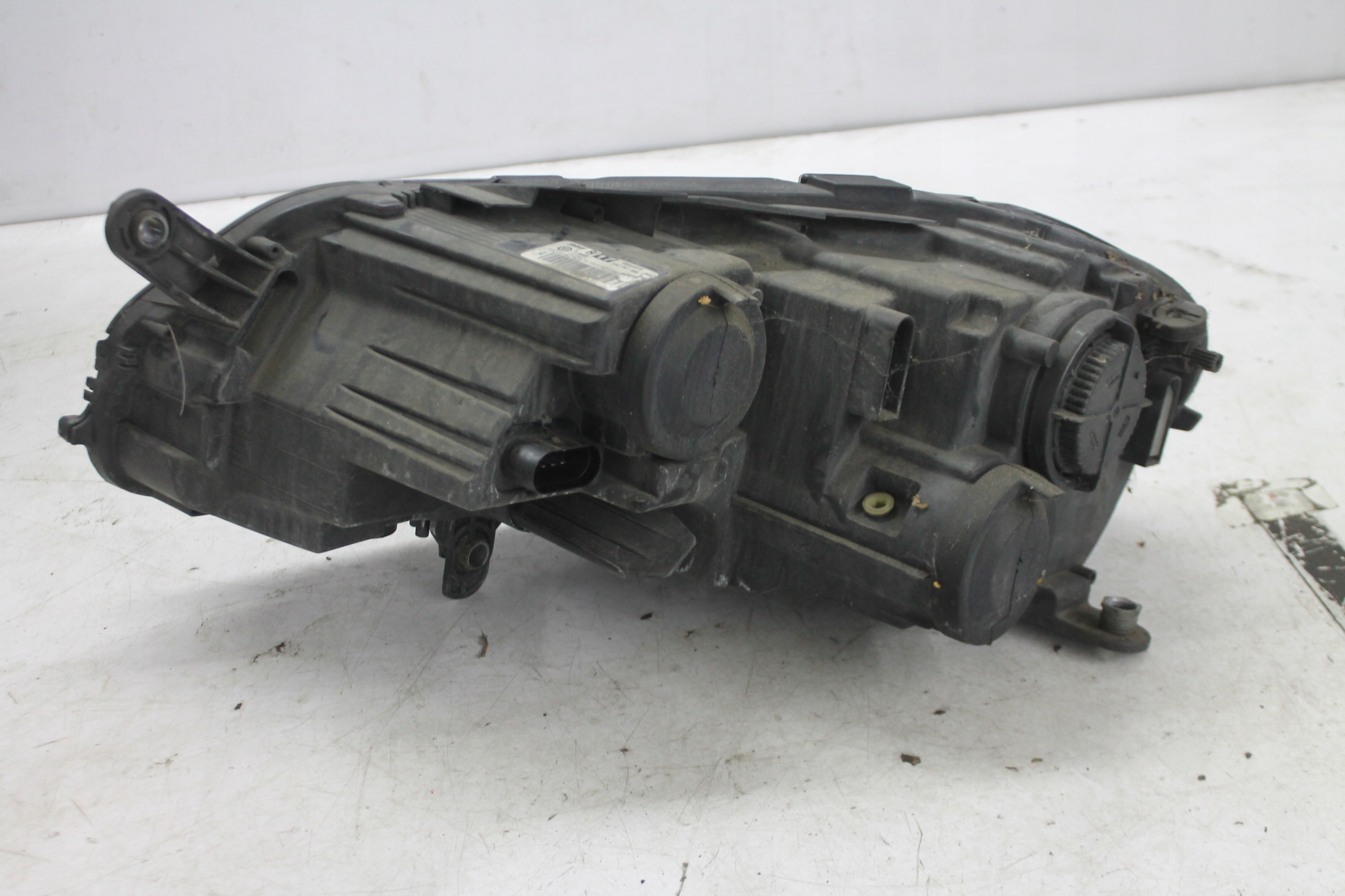 light right front 3AC941006 PASSAT B7 10-14 UK