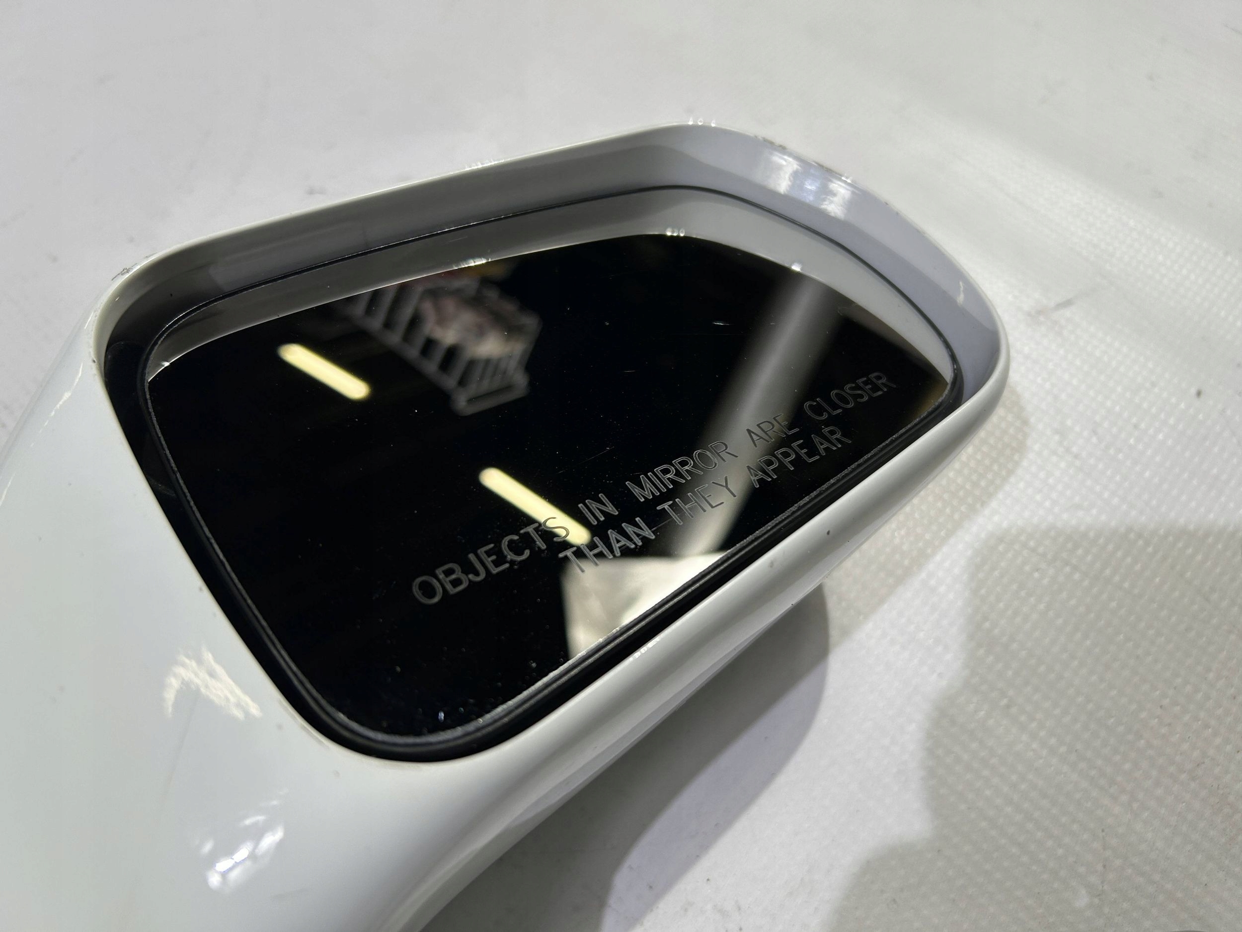 mirror side right complete 9pin Chevrolet Corvette C7 2014r