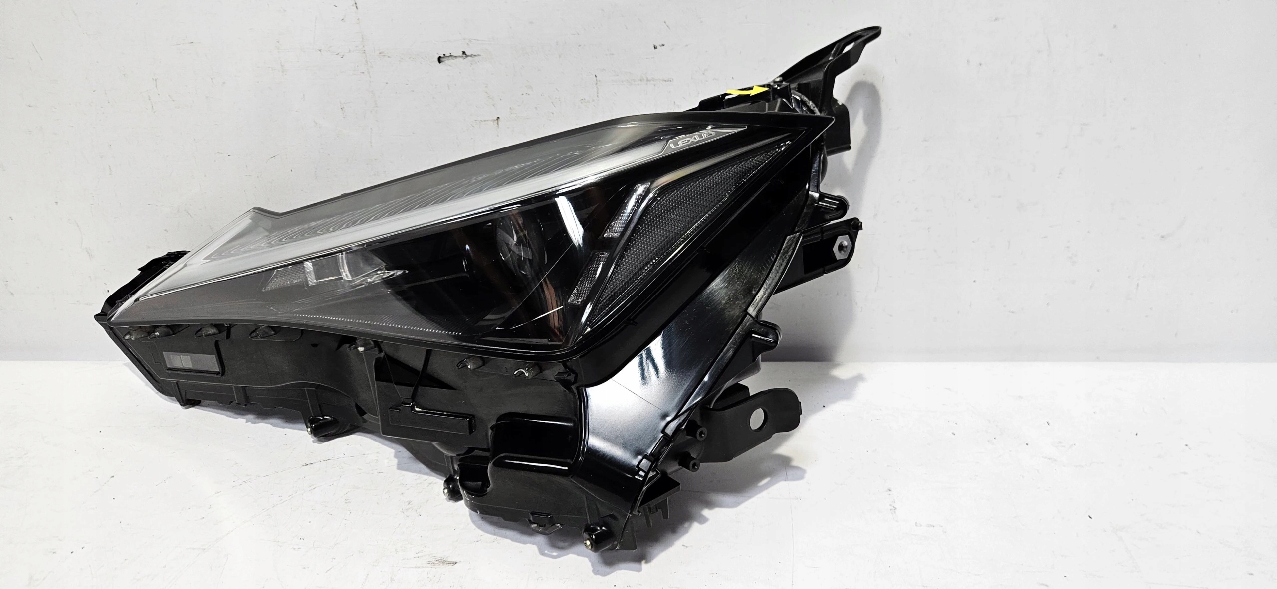 Feux phare Gauche Avant LEXUS UX 18- Original KOITO 76-41