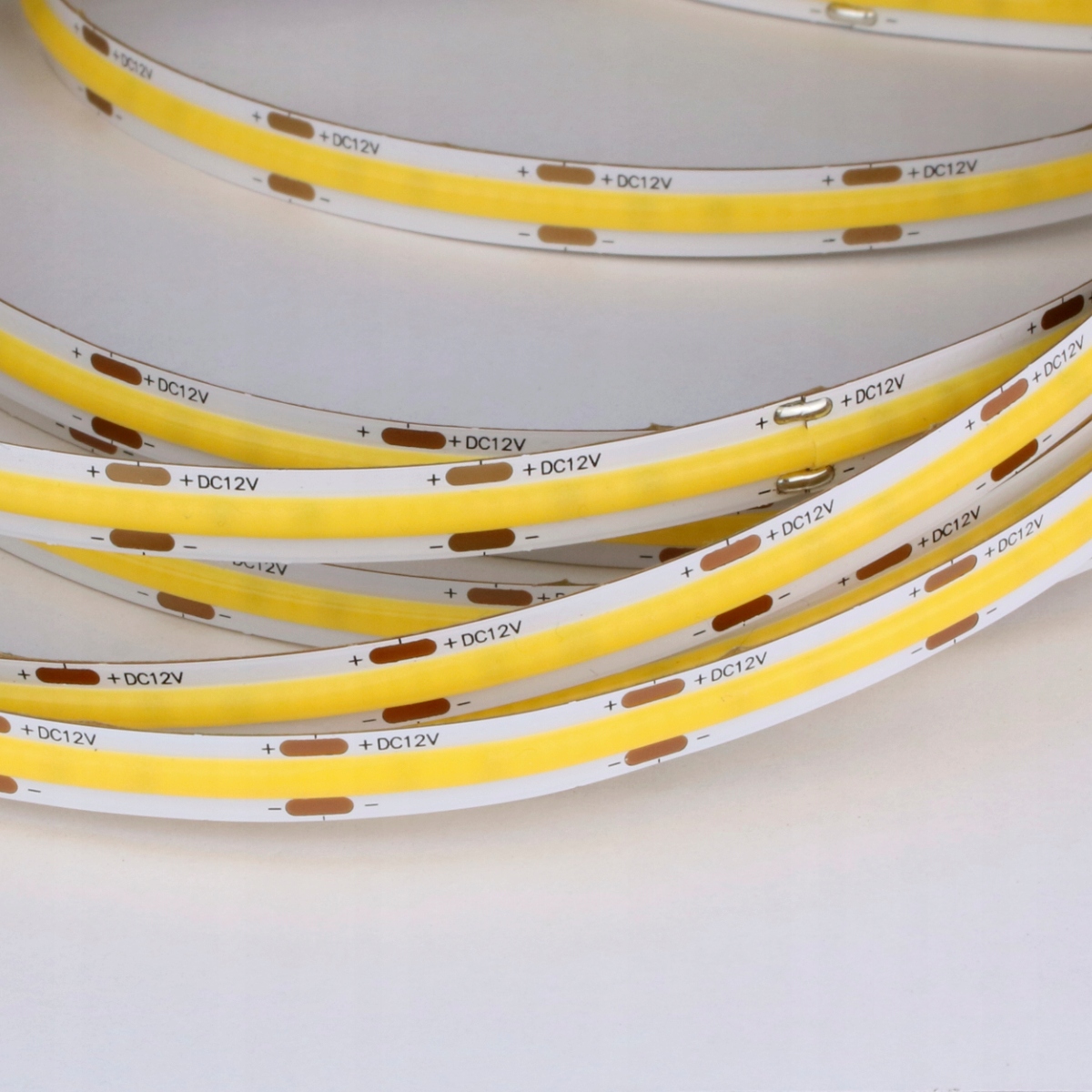 TAŚMA COB 320LED/M IP20 6000K 8W/m 12V/DC CIĄGŁE ŚWIATŁO / 1 METR Długość 1 m