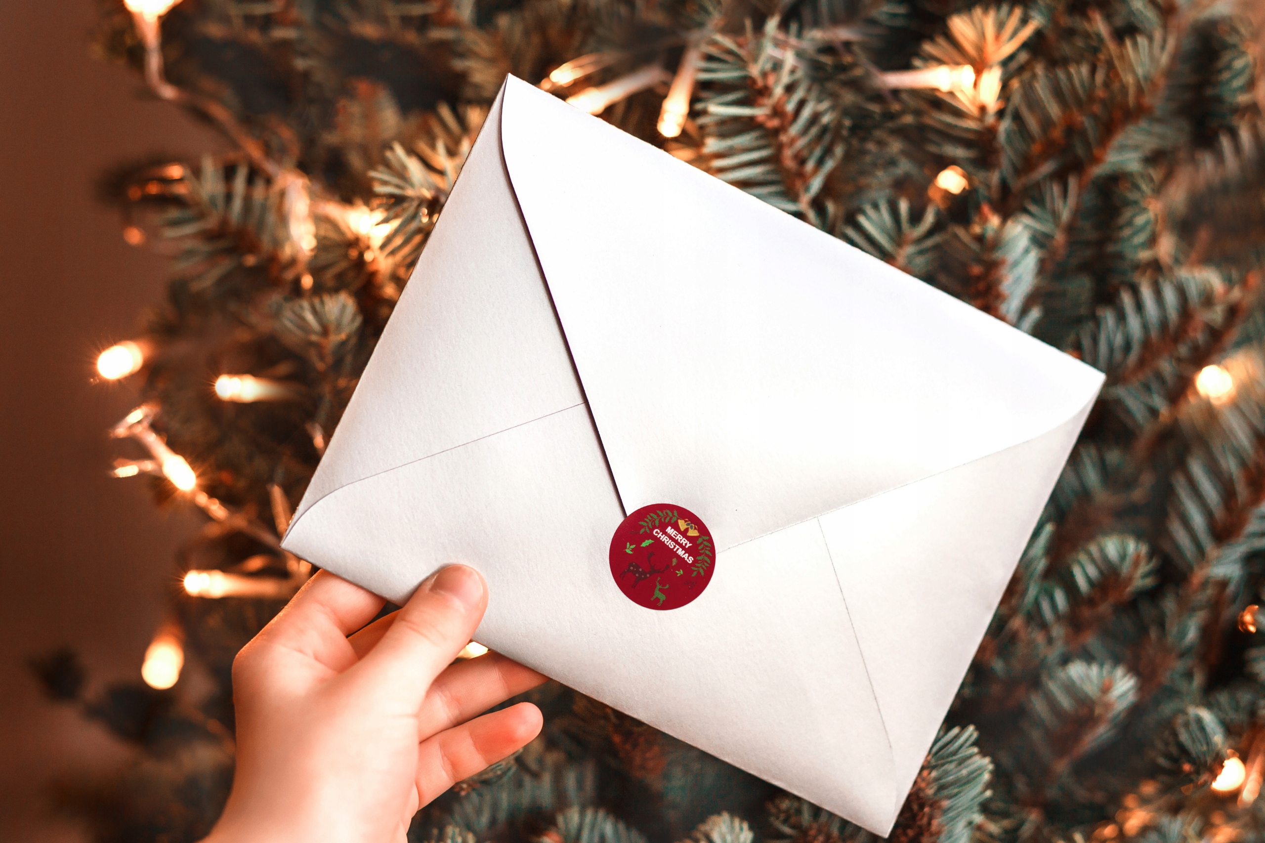 NAKLEJKI ŚWIĄTECZNE X 500 ROLKA WESOŁYCH ŚWIĄT NA PREZENTY PACZKI ŚWIĘTA Marka Allbag