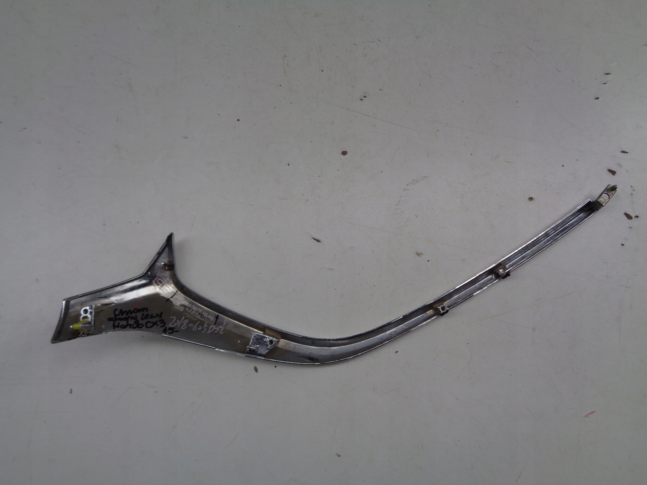CHROM grille of a bumper left front MAZDA CX3 15