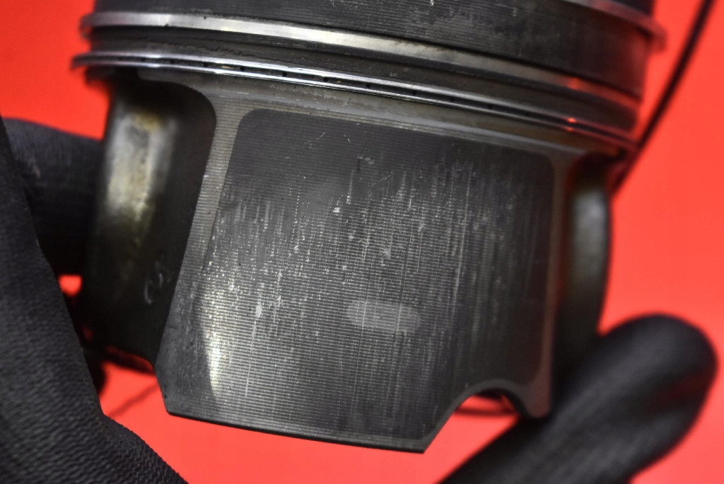 piston connecting rod 0851E CITROEN C5 2 II 2.0 HDI 150 KM 08-17