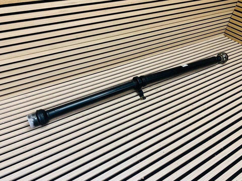 БЕНТЛІ БЕНТАЙГА ВАЛ NAPEDOWYm0521101ac