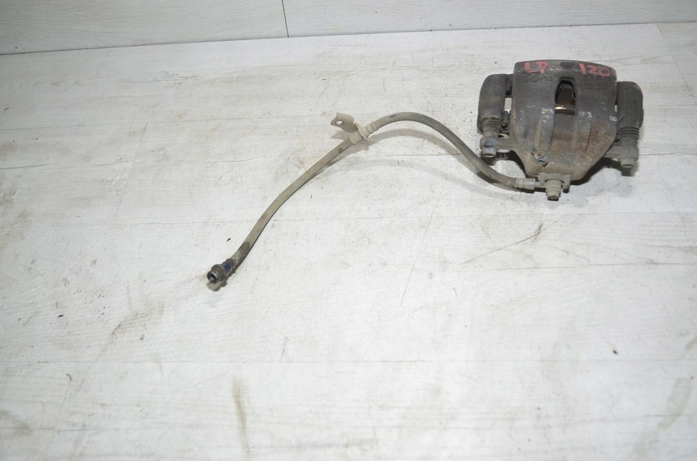 caliper left front Hyundai i20 II lift 5d
