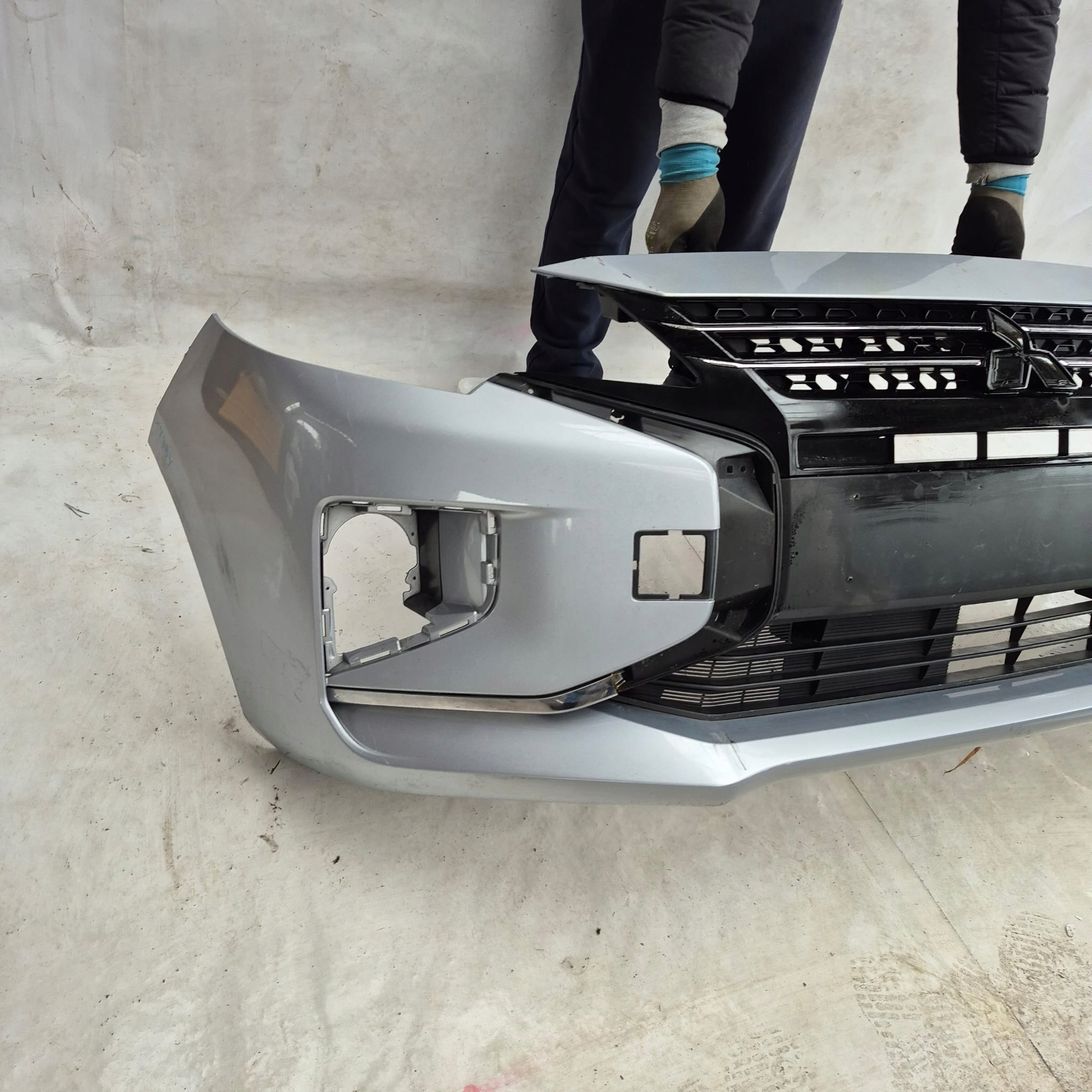 MITSUBISHI SPACE STAR II 2 LIFT 19-24 bumper front front 6400J973ZZ