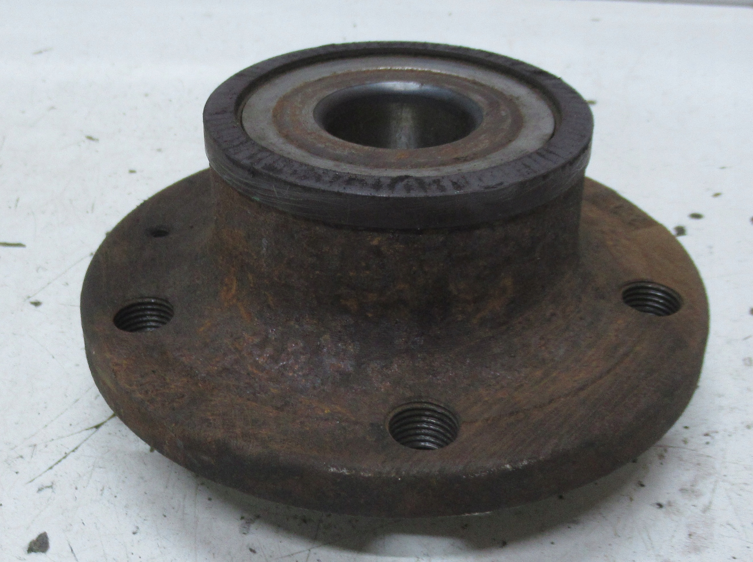 AUDI A3 8P 1.6B 07R schenkel links heck