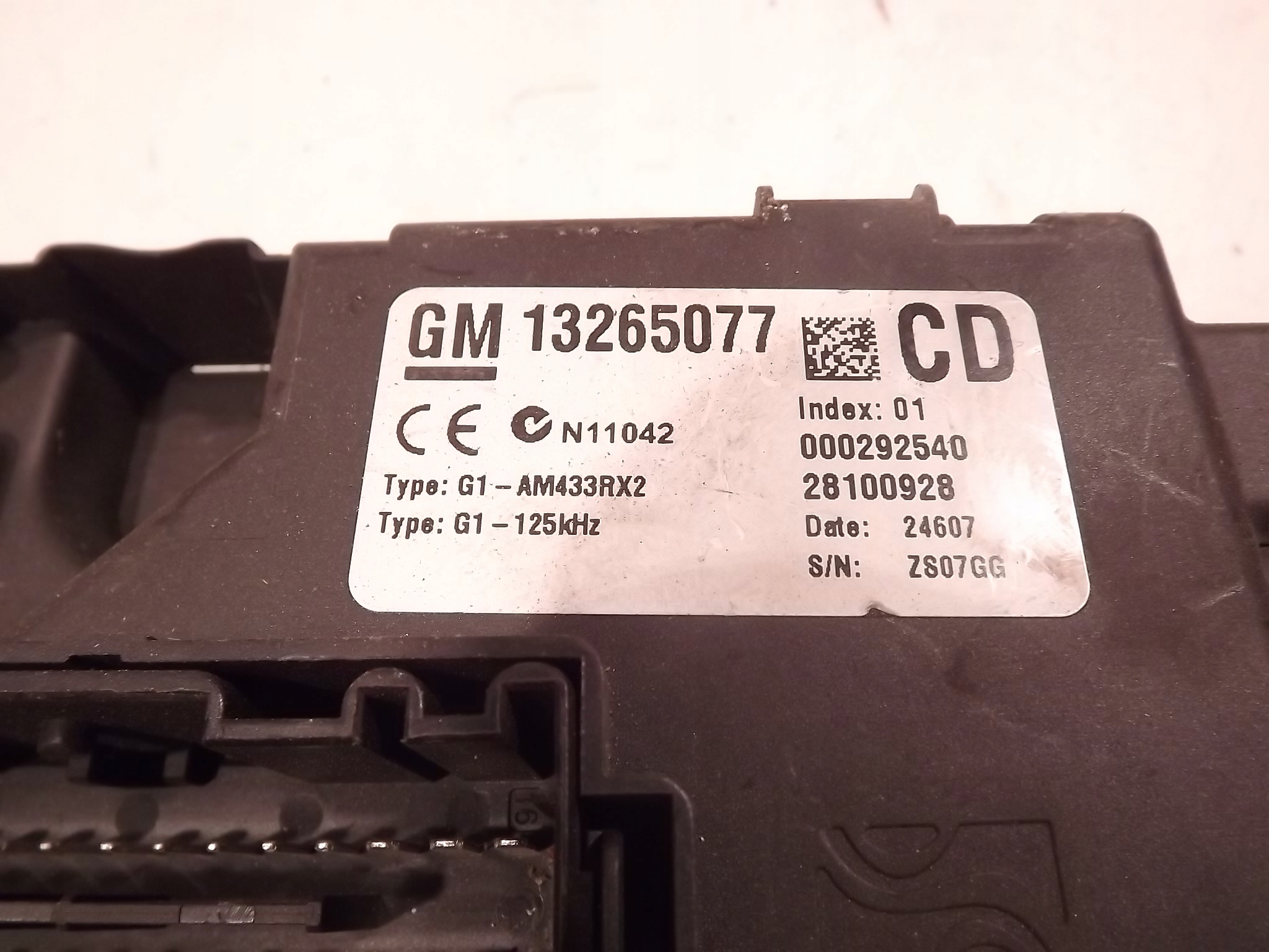 Boîte Module 13265077 CD BSI OPEL CORSA D