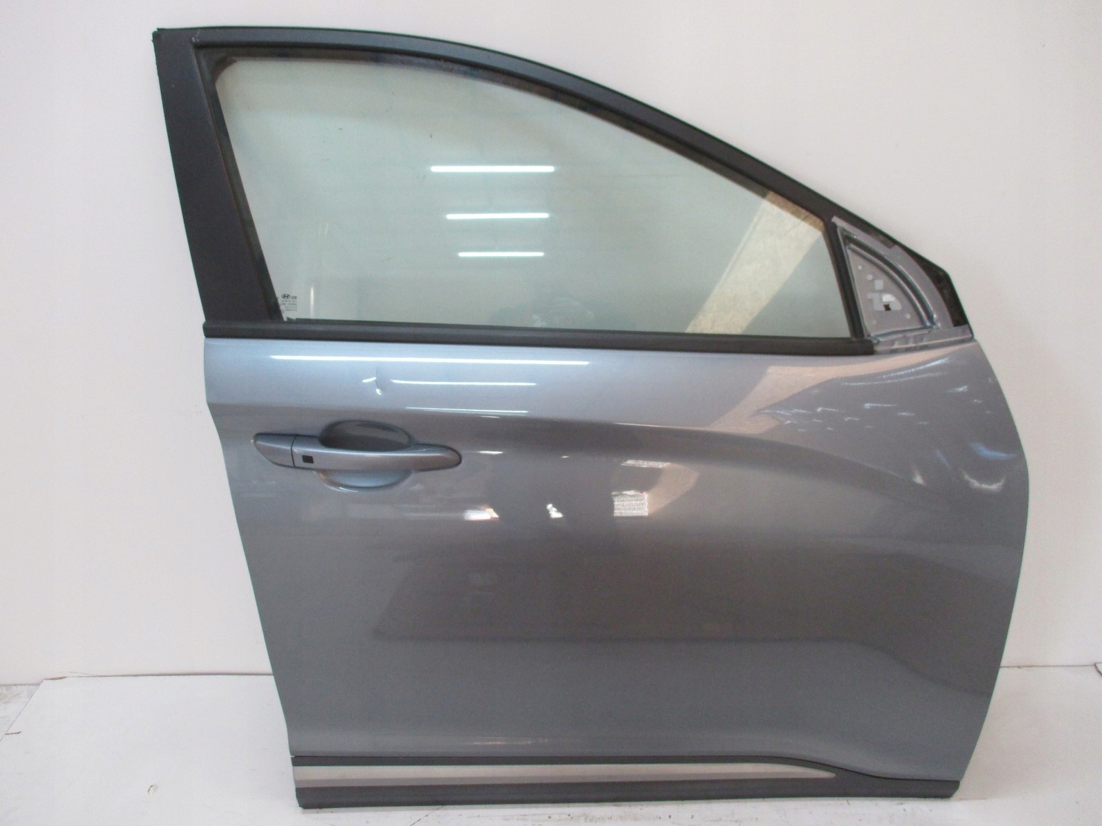 Drzwi PRAWE PRZEDNIE HYUNDAI KONA 18R