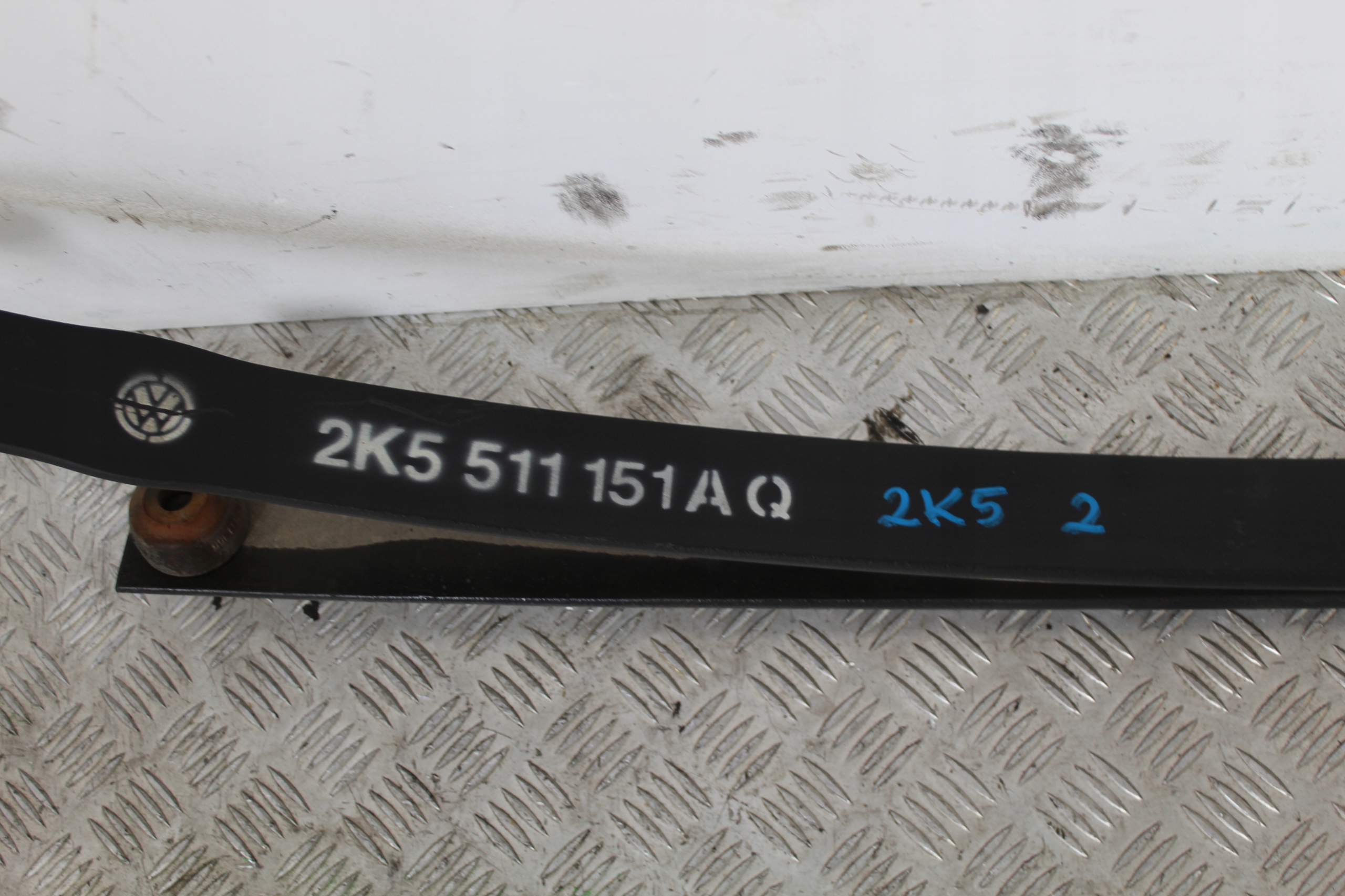 RESOR ACHSTRÄGERS HECK CADDY 2K0 2K5 2K5511151AQ