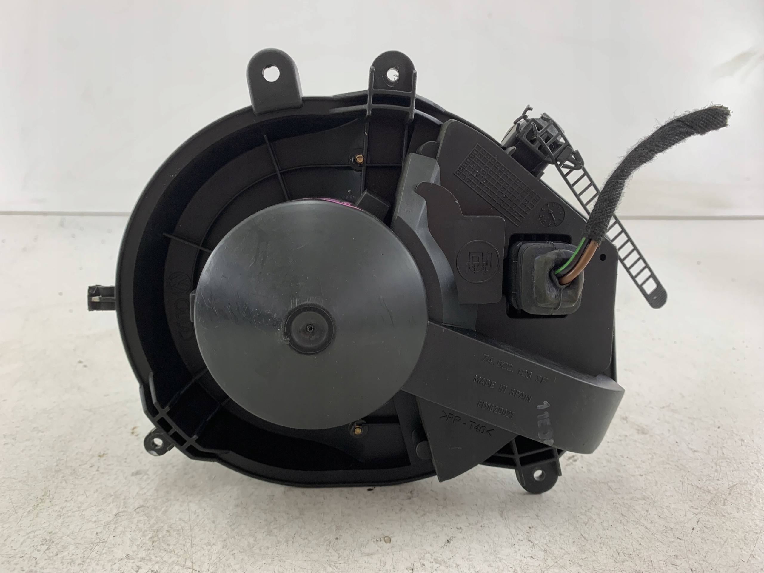 VW PASSAT B5 LIFT heating air conditioning devices 8D1820021 740221233F