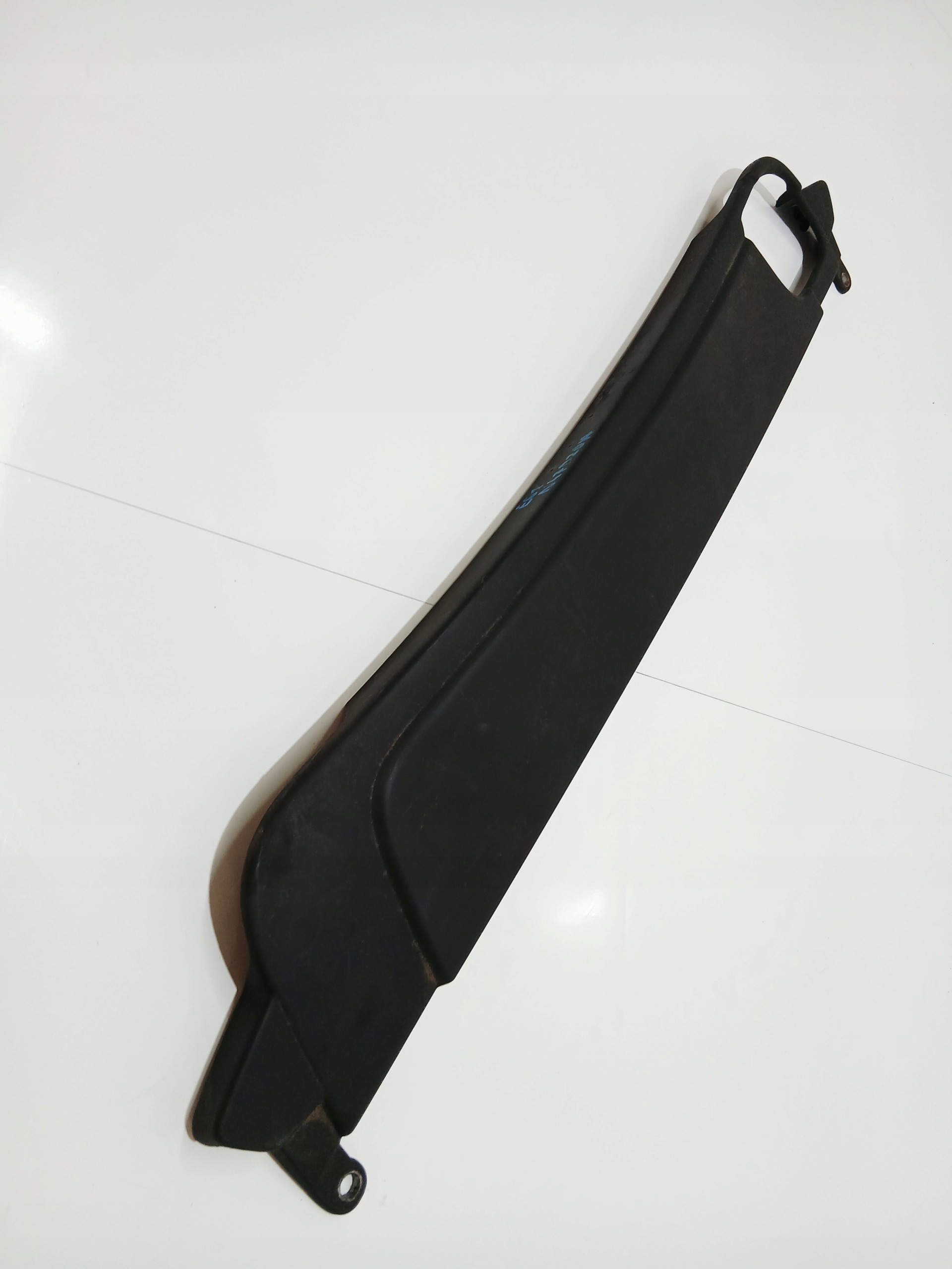 kryt krytka stěny předního BMW 5 E60 E61 N47 7803340
