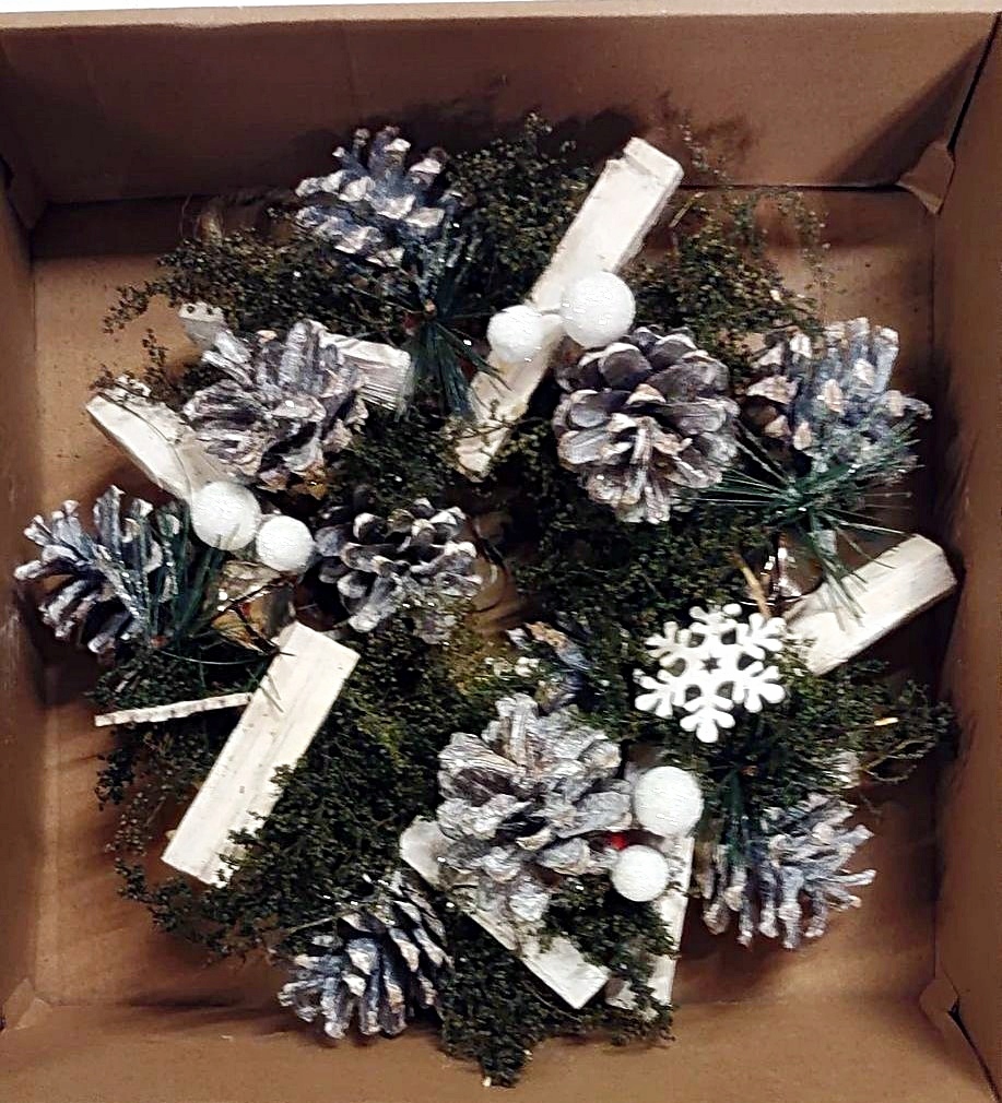 

Wianek Świąteczny Do Zawieszenia 23CM