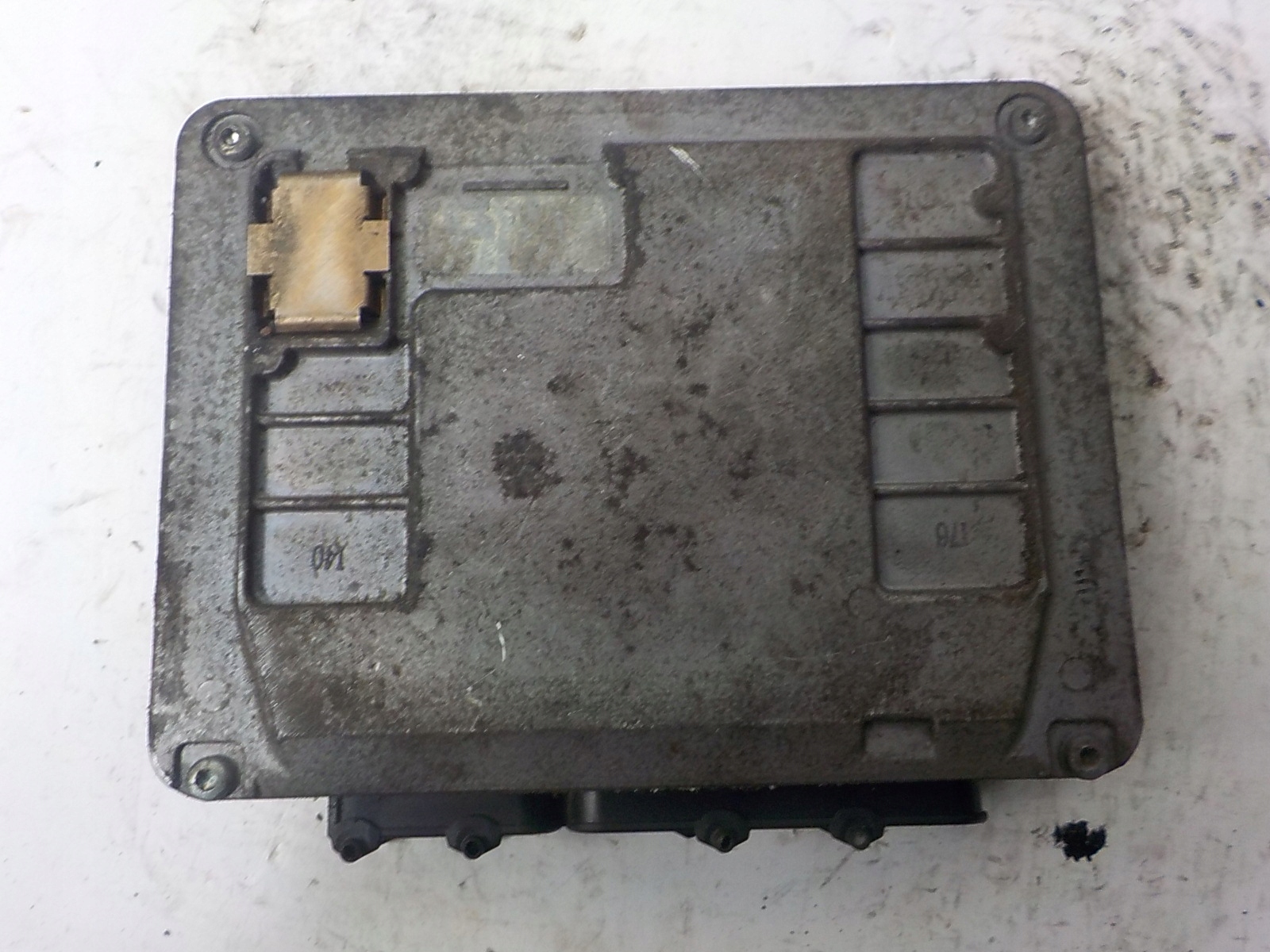 SKODA computer control unit 03E906023AC