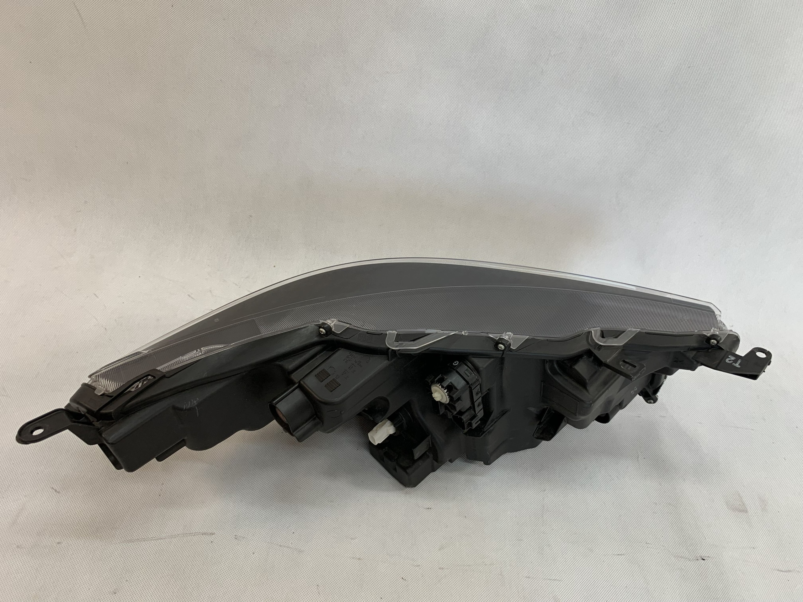 light left front reflektor Toyota Yaris 4 IV 20r 52-333 07.26