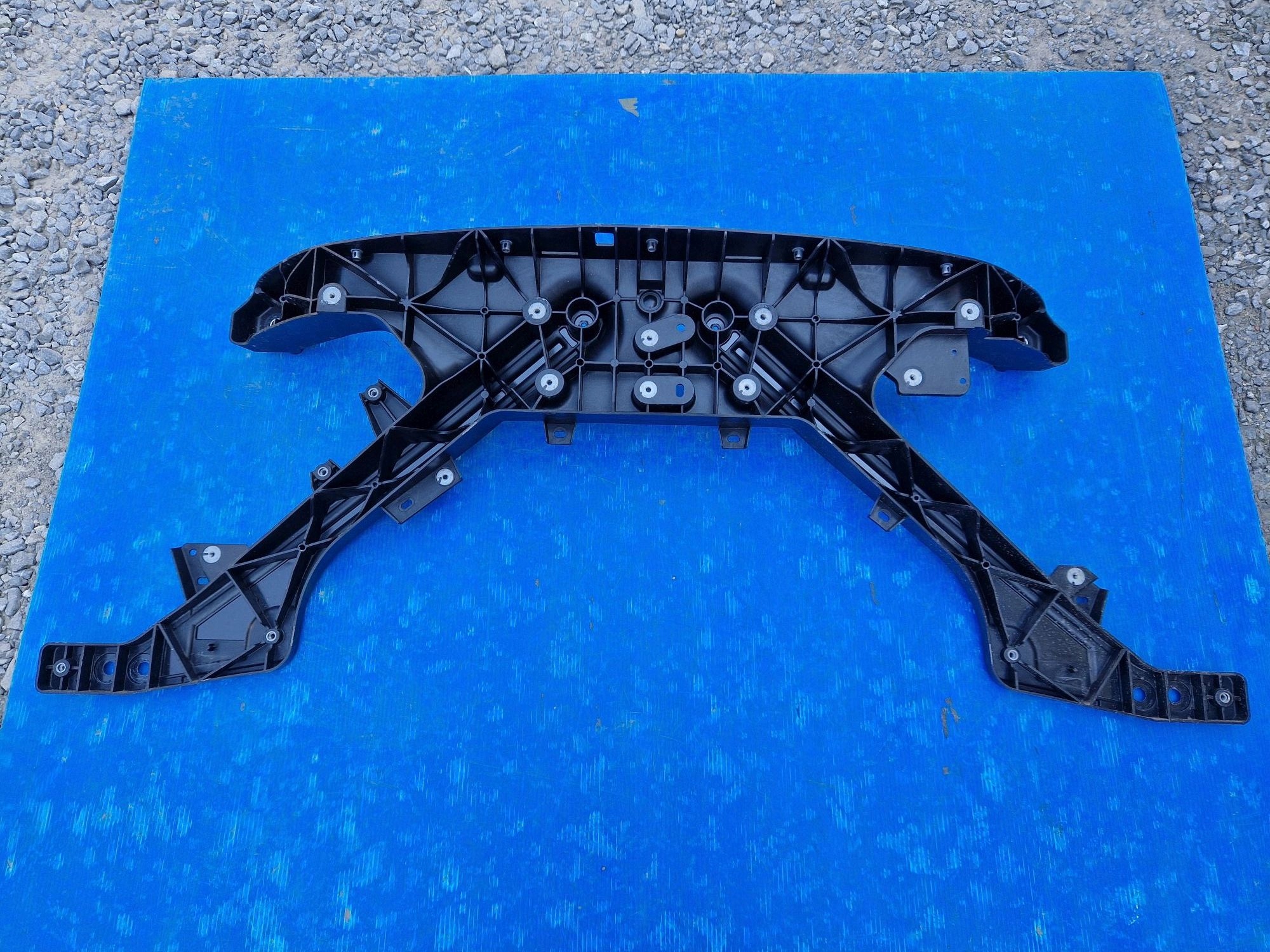 support panel for radiators pillar TESLA Y 2020R->