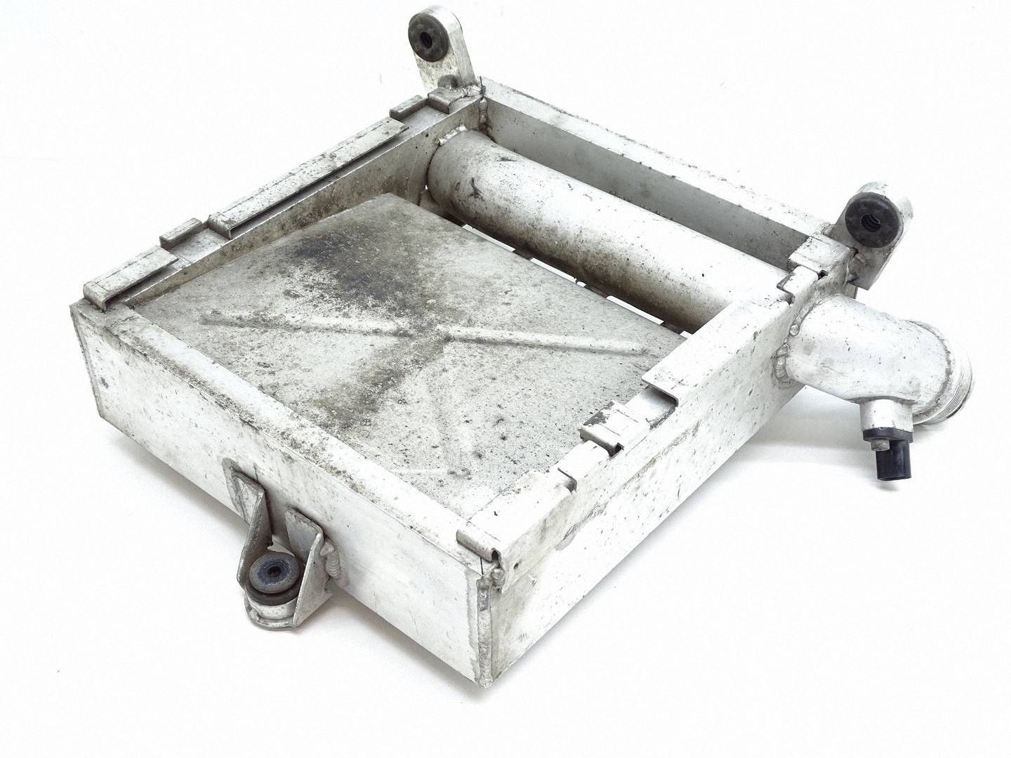 rohr luft intercooler Stütze AUDI A8 D5 3.0 TDI 4N0145871