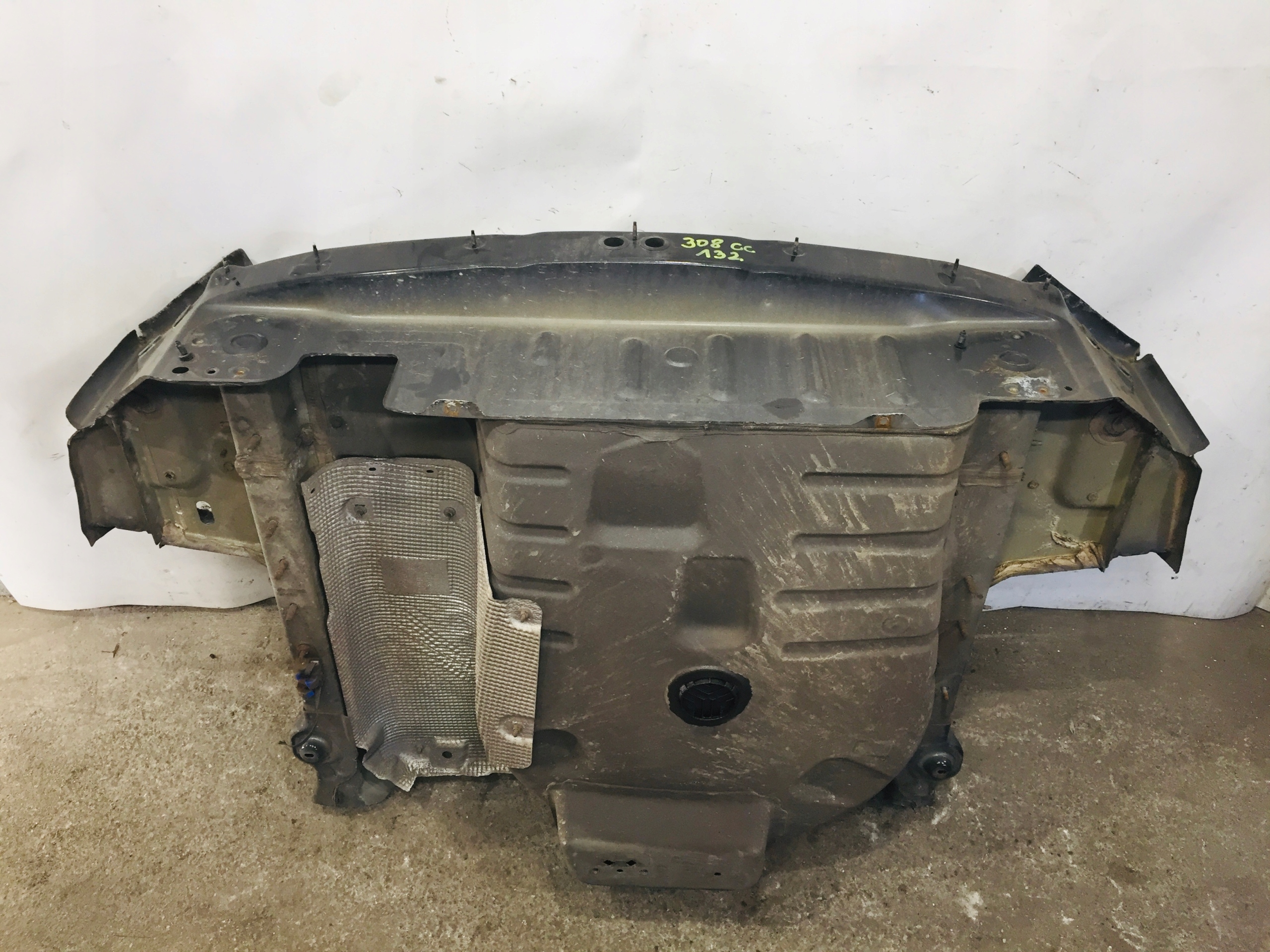 PAS TYLNY WANNA PEUGEOT 308 CC CABRIO