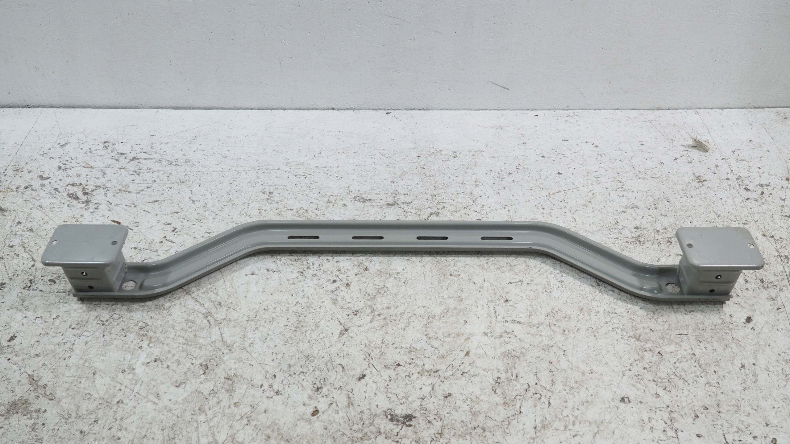 Suzuki Alto bumper support rear part 65560M68K00