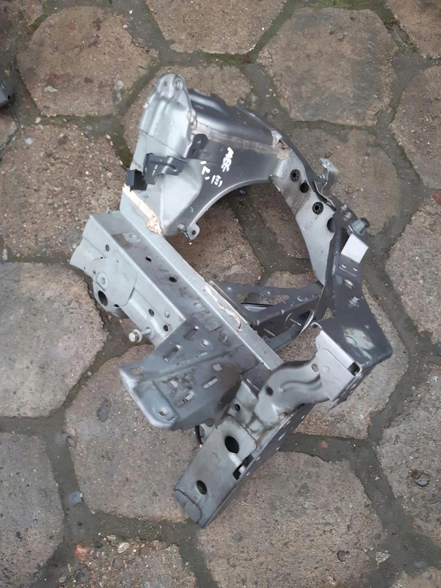 1 - Renault Megane III Квадрант лонжерон левый