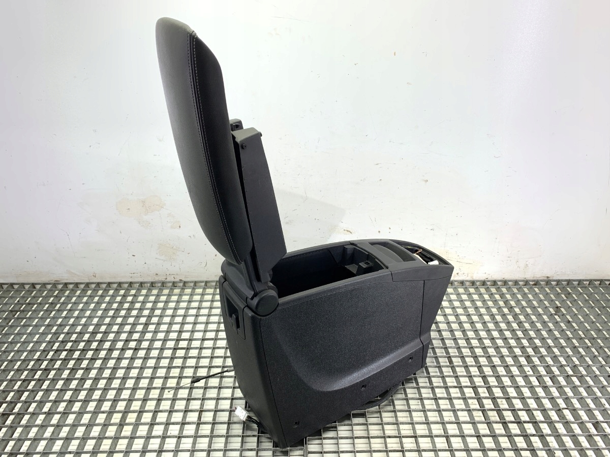 подлокотник renault SCENIC III Минивен 8127320