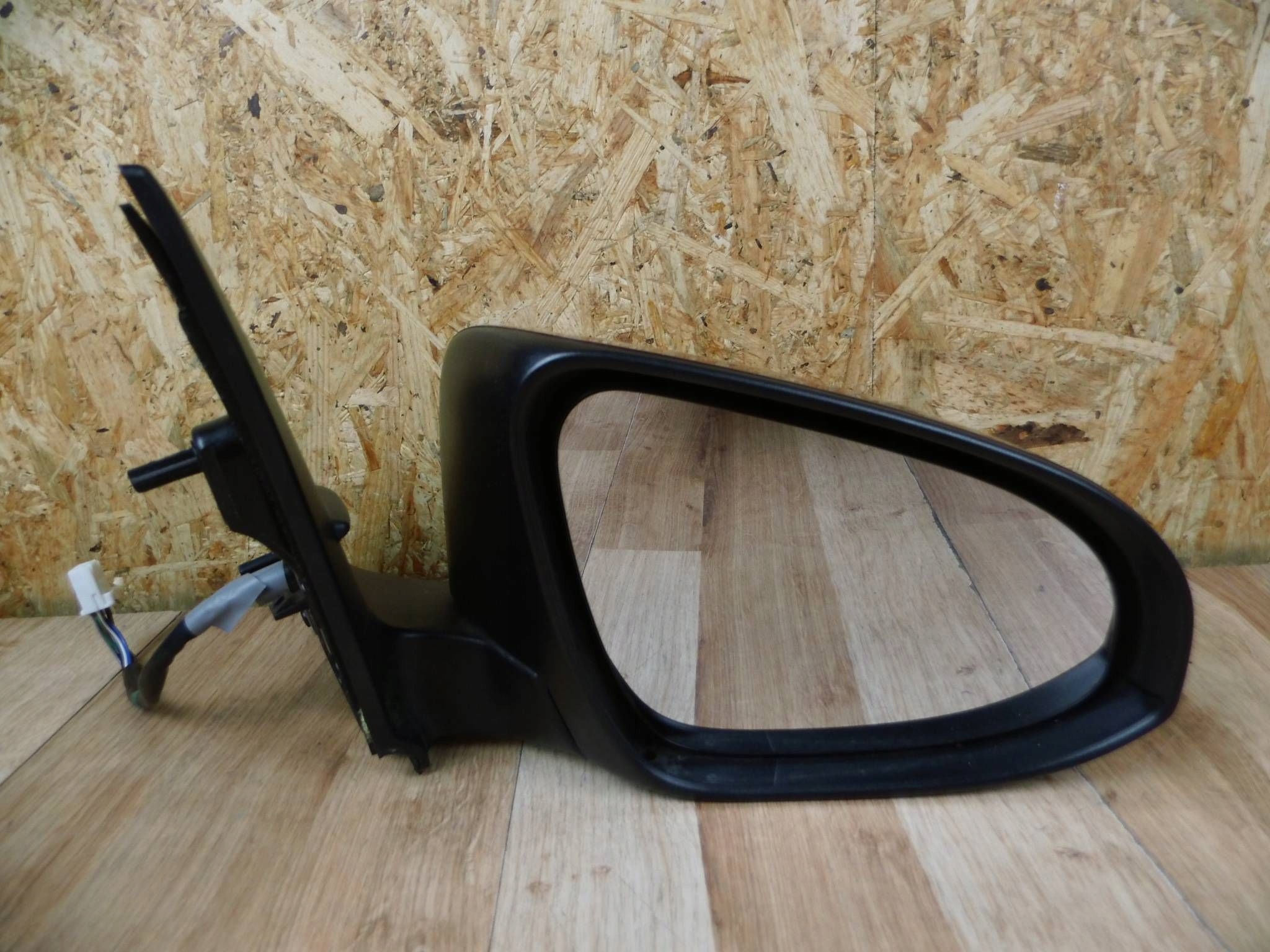 Toyota Auris II E180 mirror right 9 - PIN - 026983