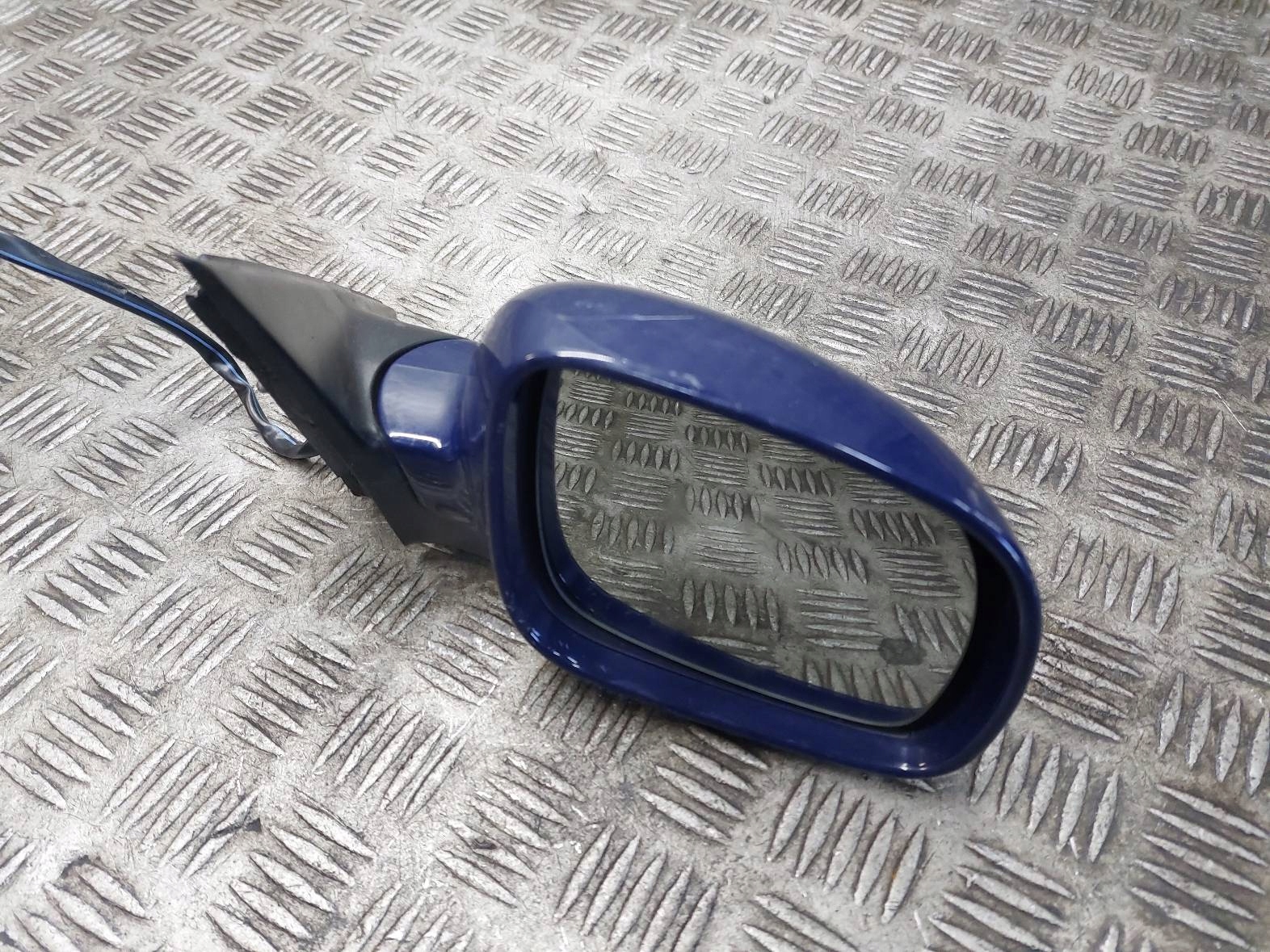 mirror right electrics VOLKSWAGEN PASSAT B5 FL LA5E 5 PIN EU