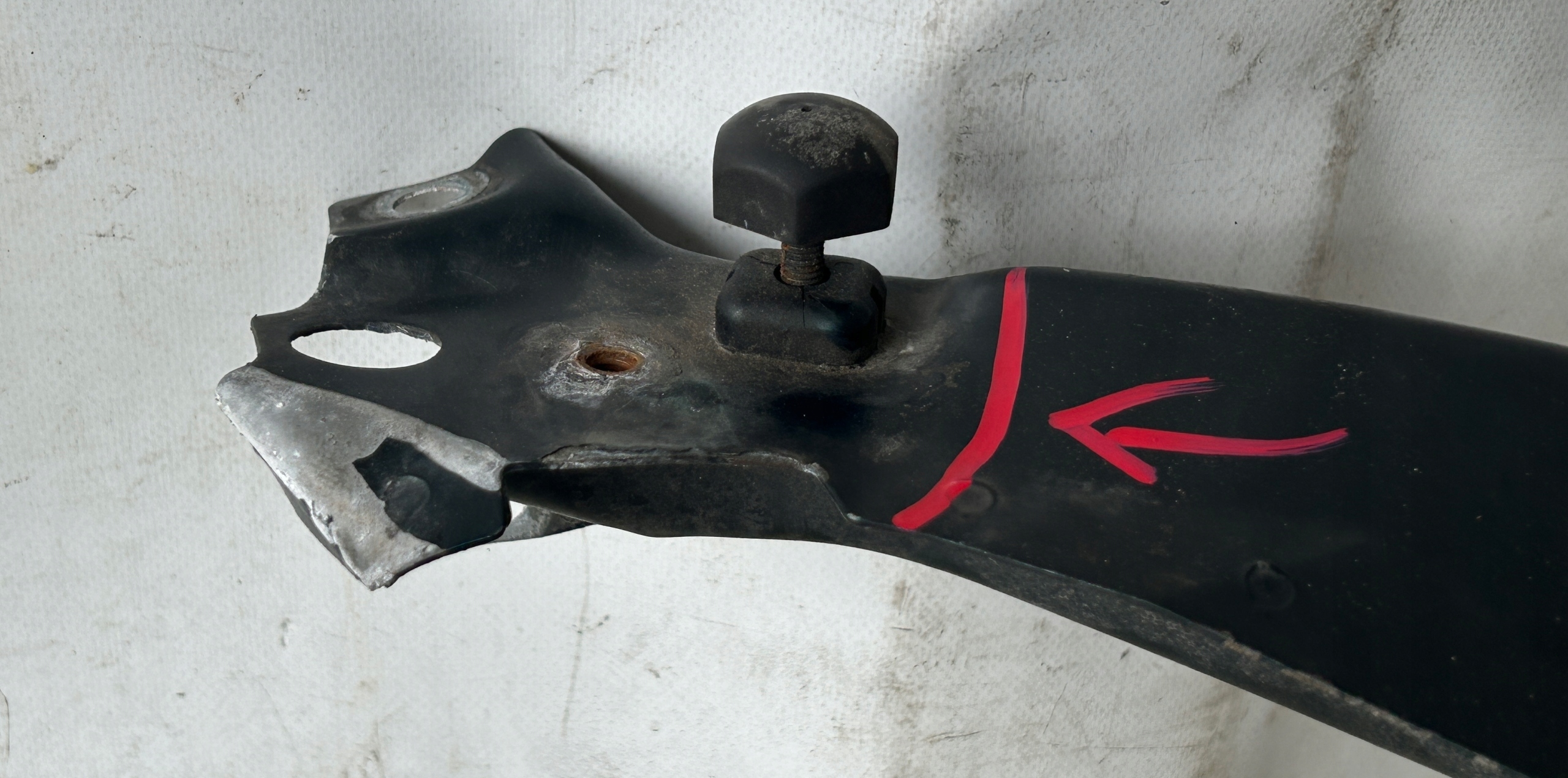 support panel for radiators pillar iron JAGUAR XF X250