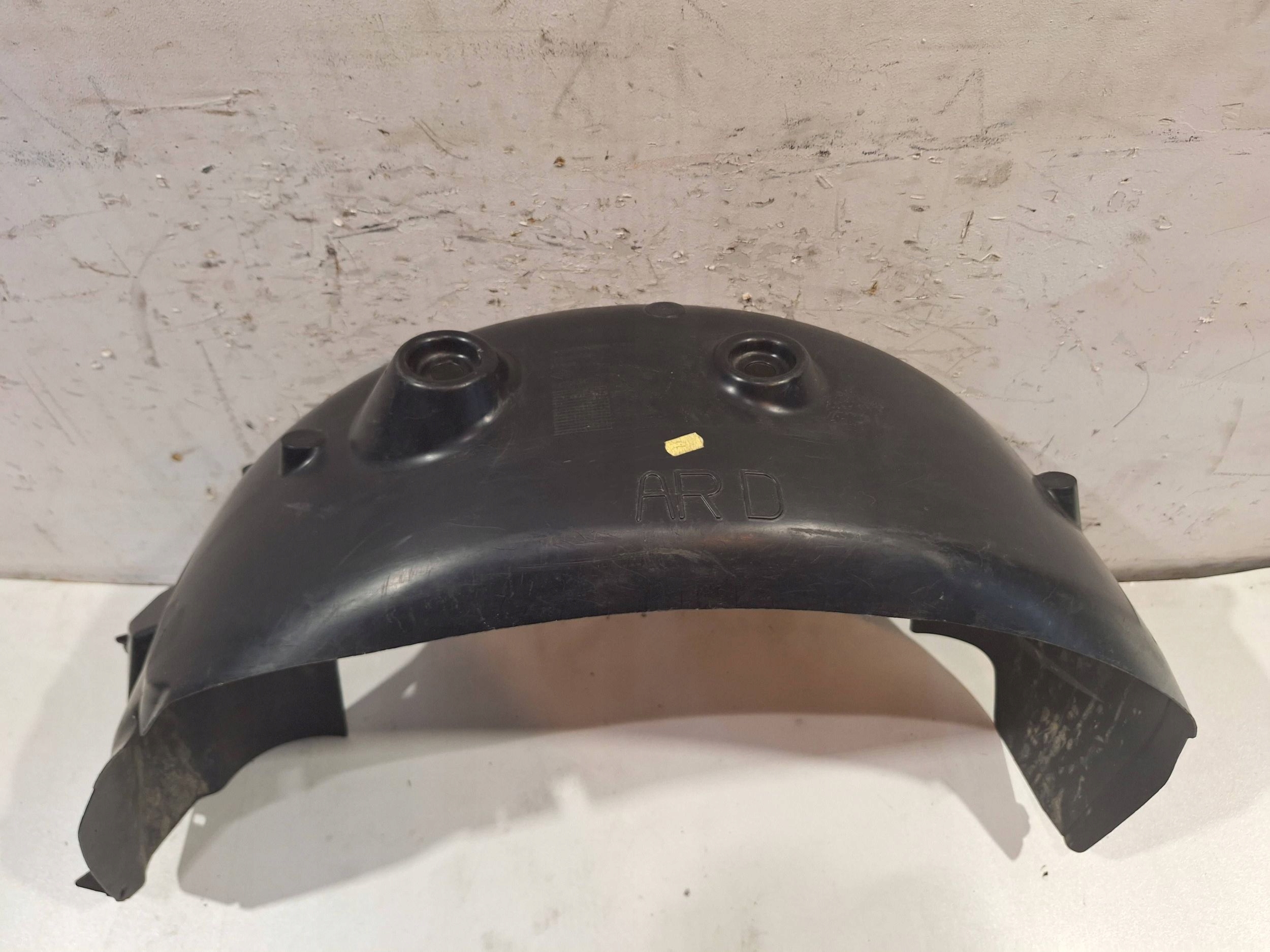 mudguard rear part right 93867907 RENAULT TRAFIC III VIVARO B 14