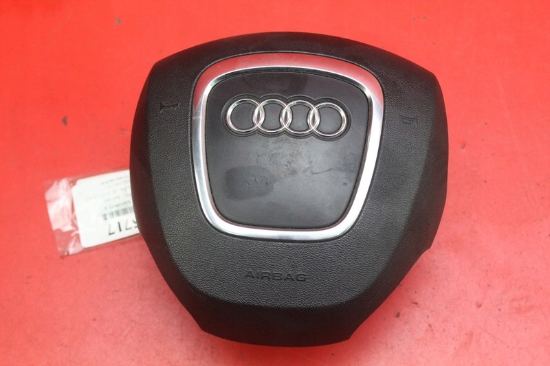 Подушка безопасности водителя AUDI A4 B7 05R