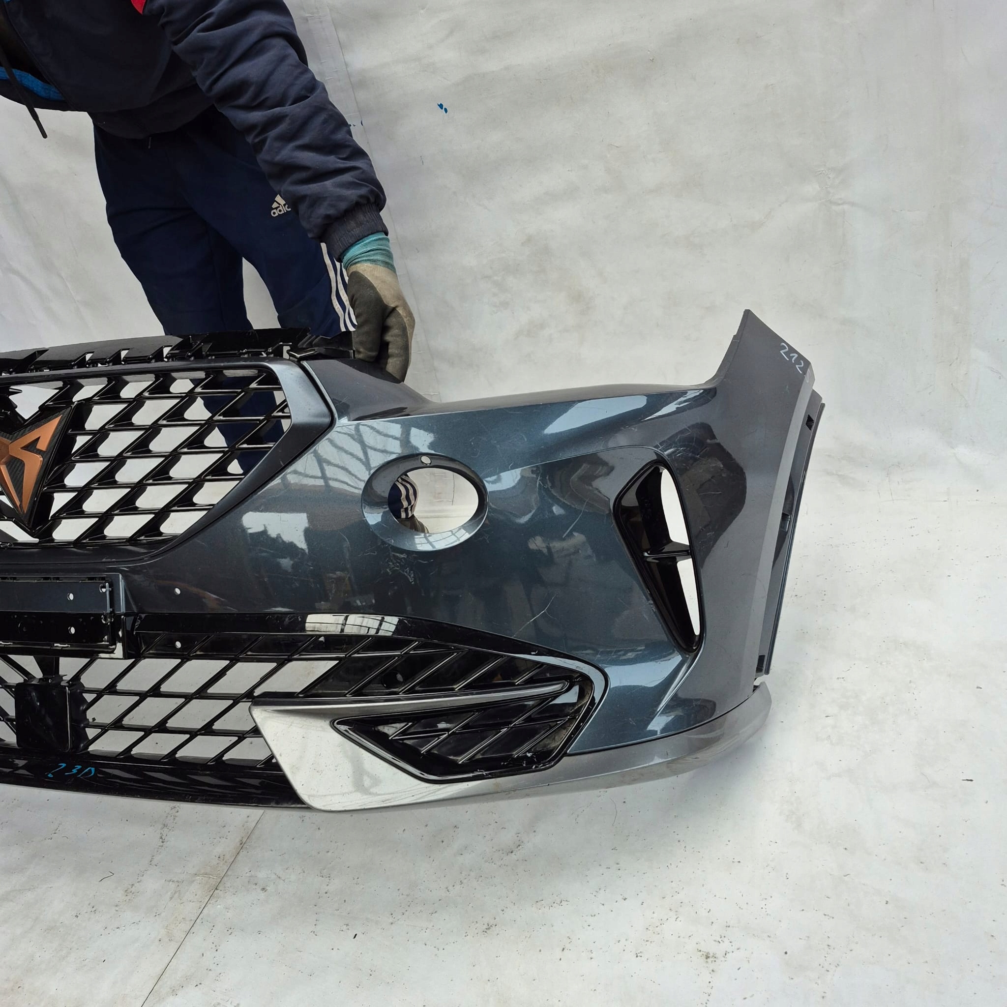CUPRA FORMENTOR 5FF 20- bumper front front grill grid 5FF807221A
