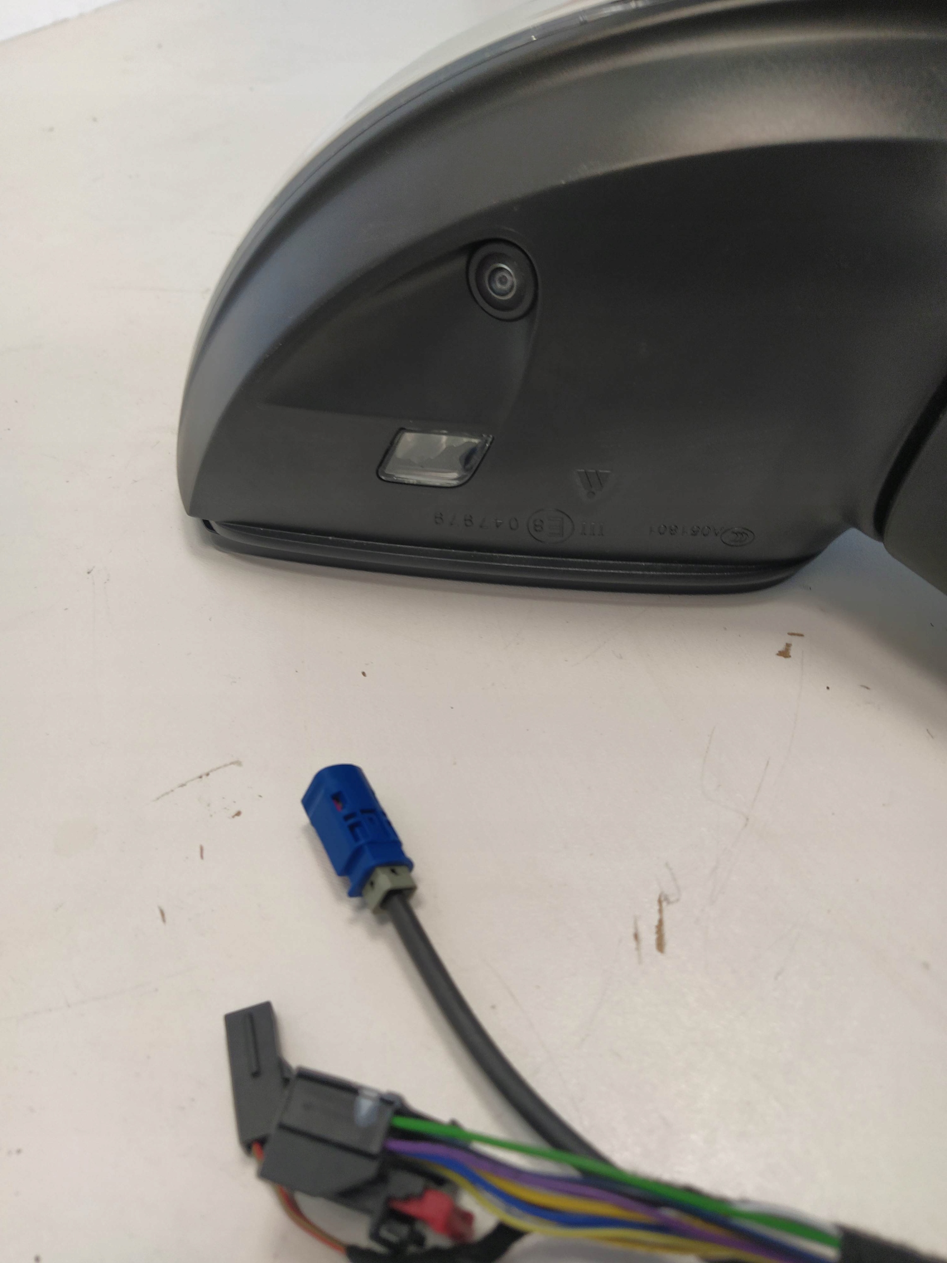 VW TIGUAN II 5NB mirror right front front ASYSTENT - KAMERA 13+2+1 PIN