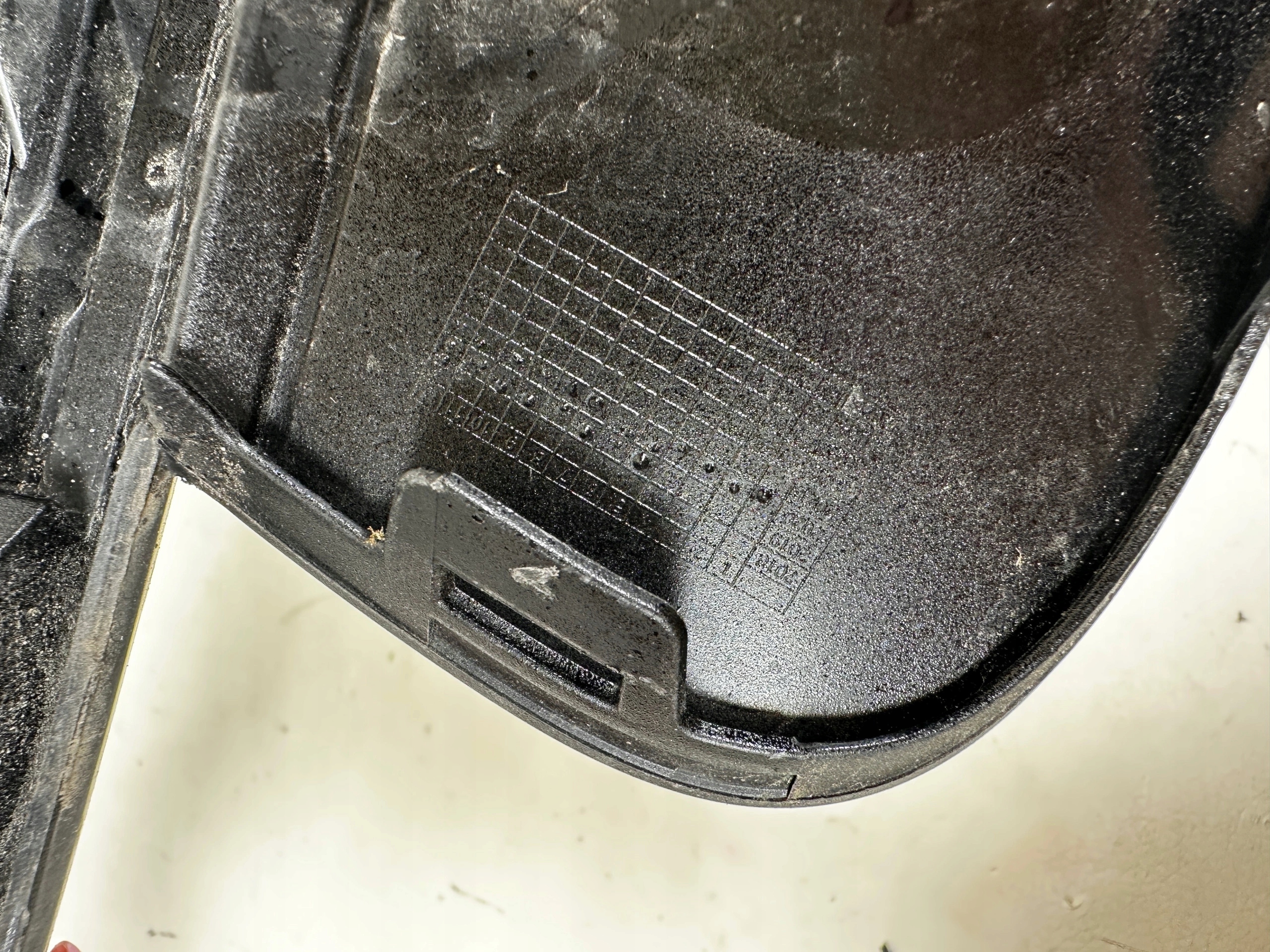 KIA X-CEED XCEED grid of a bumper left front 86563-J7CB0