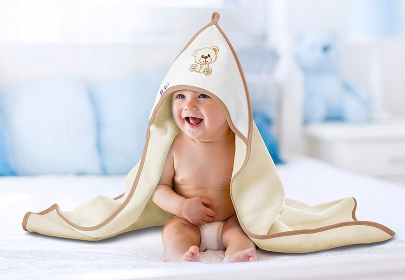 AKUKU OKRYCIE KĄPIELOWE RĘCZNIK KAPTUREK 100x100 Kod producenta A1252