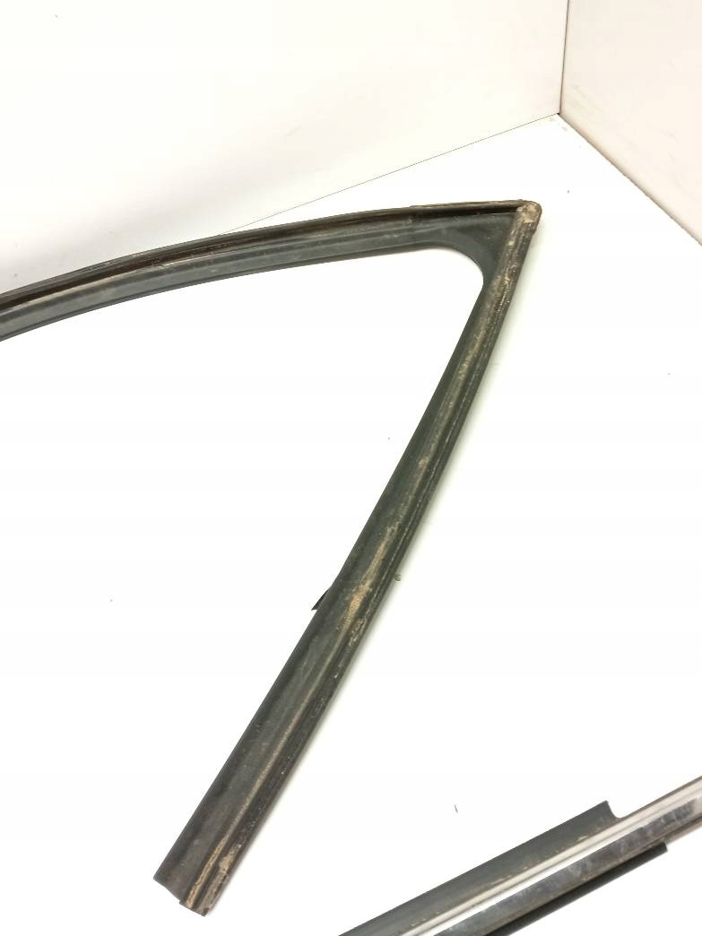 moulding door dust gasket left front GJ Mazda 6 III (2012-)