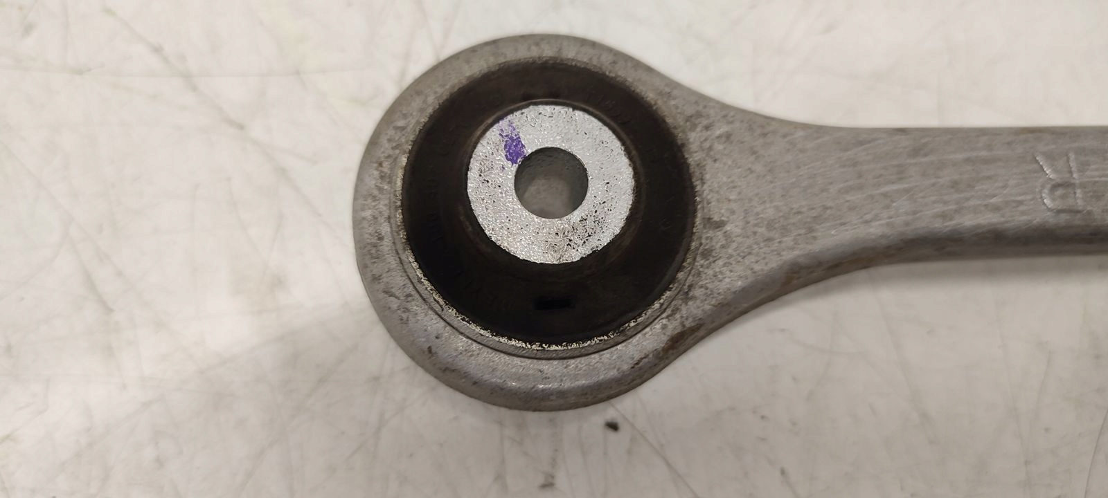 arm front front right Audi A4 B8