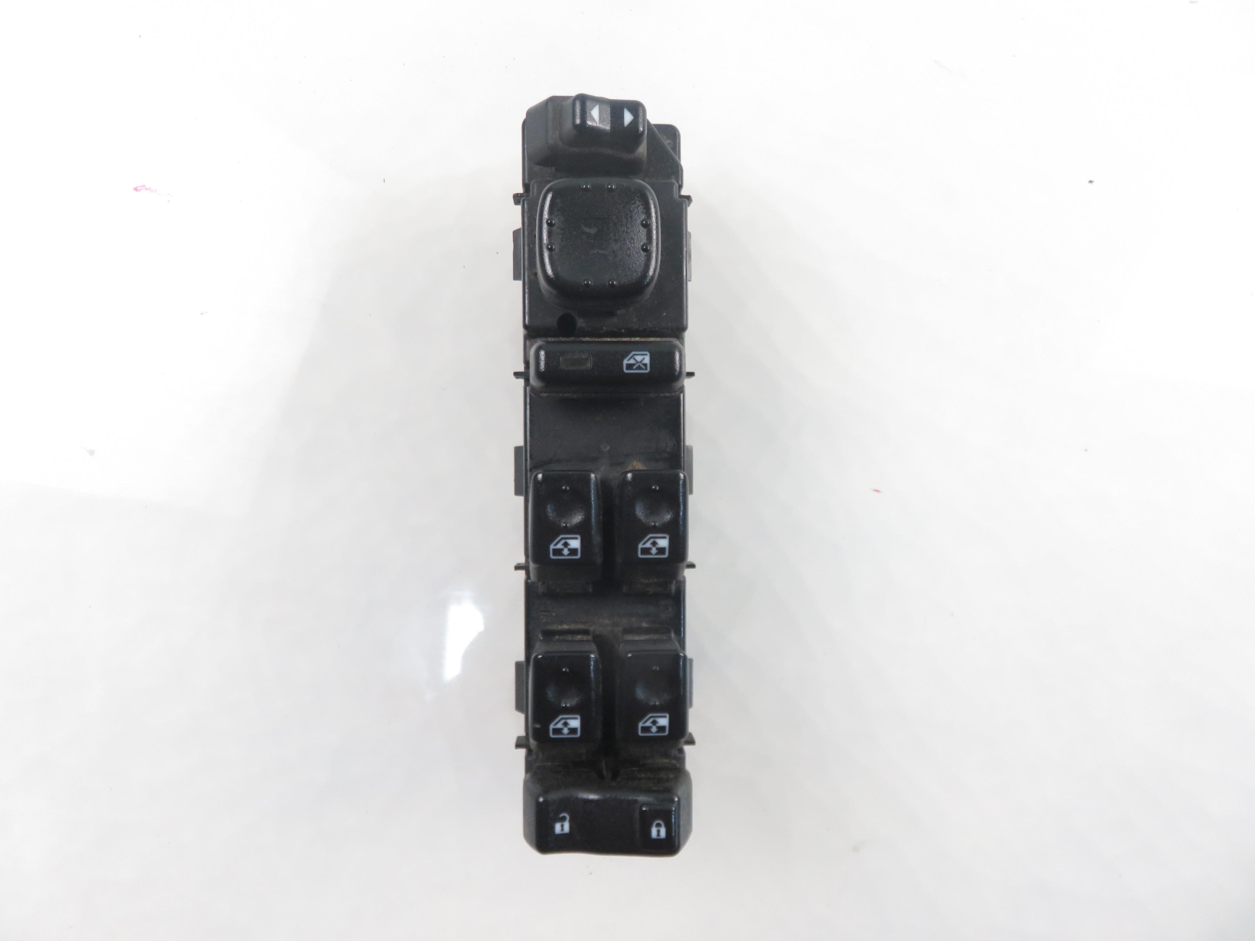 ПАНЕЛЬ СКЛА ХАМЕР H2 15202850